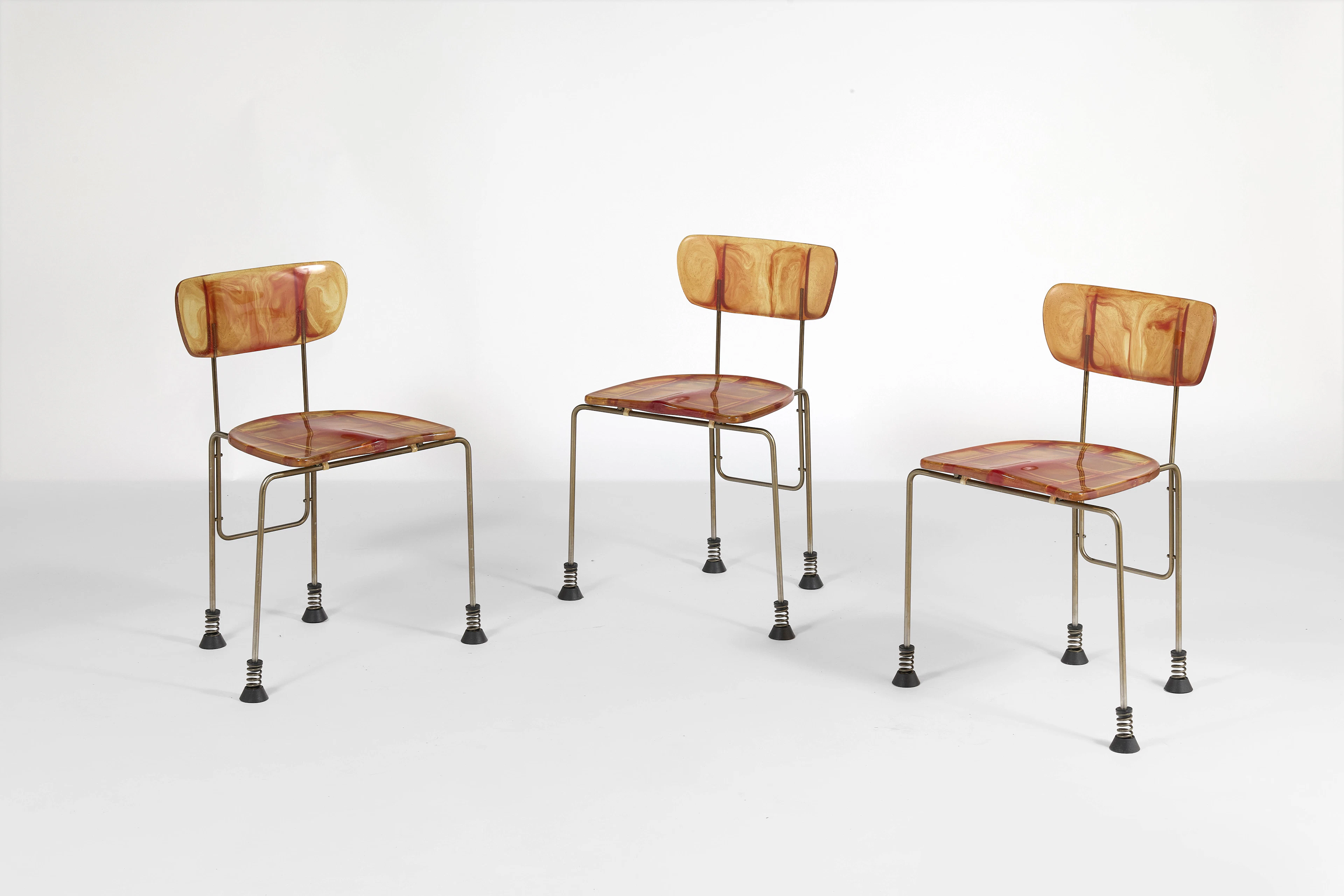 Suite de trois chaises « Broadway » – circa 1993