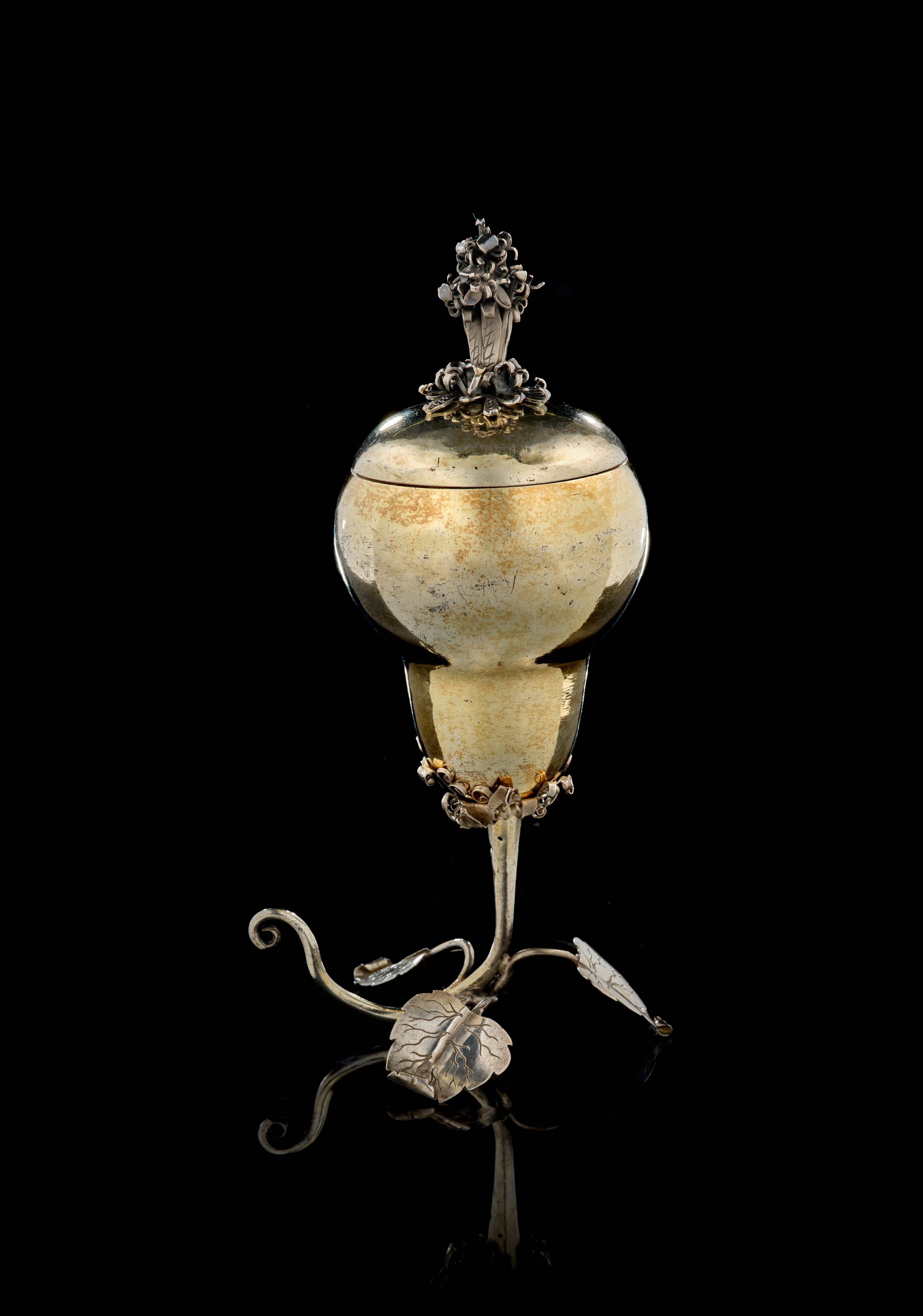 A German parcel-gilt silver "pear" cup, Reinhold Rühl, Nuremberg