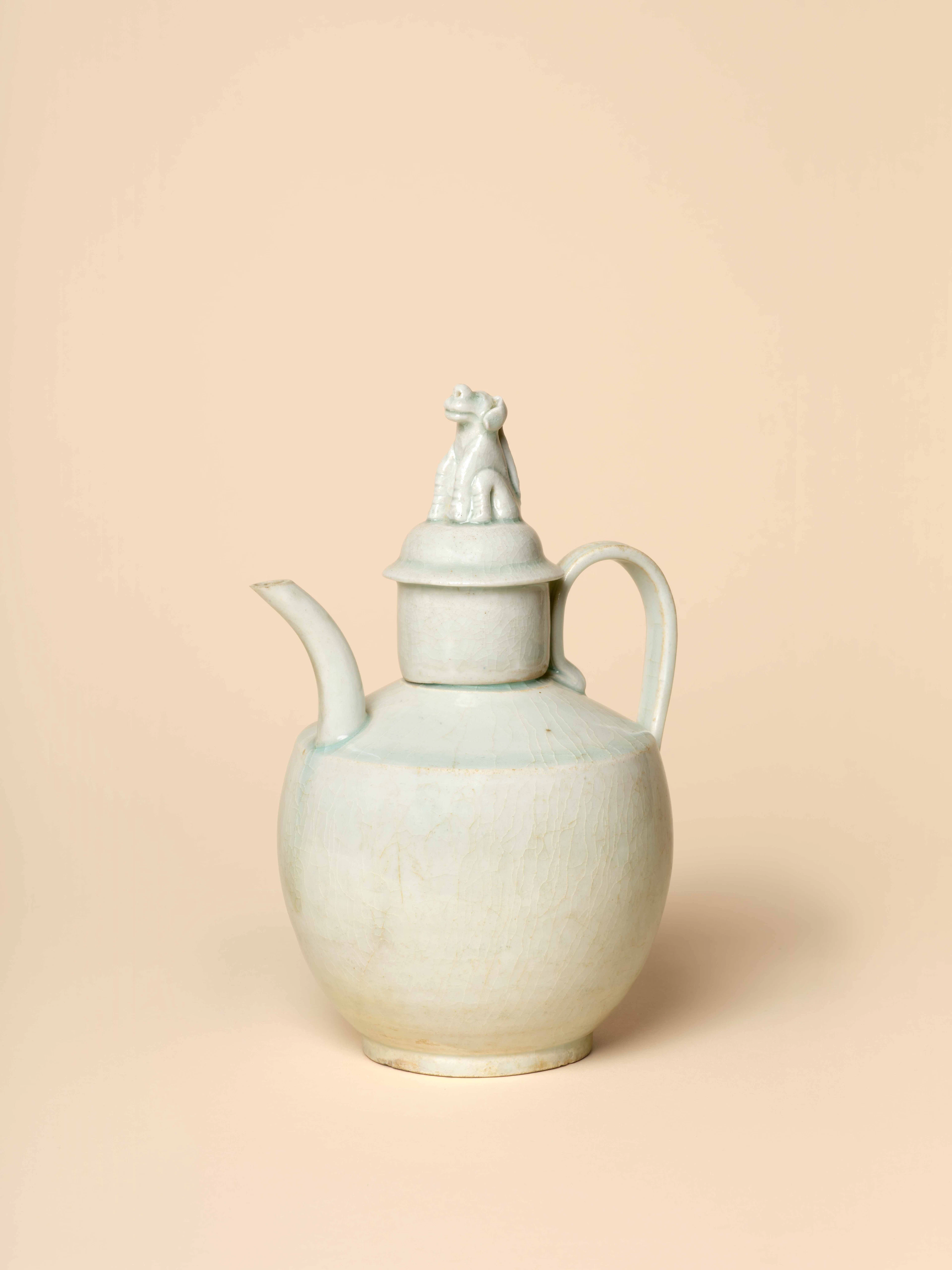 VERSEUSE EN PORCELAINE QINGBAI, Chine, dynastie Song du Nord (960–1127)
