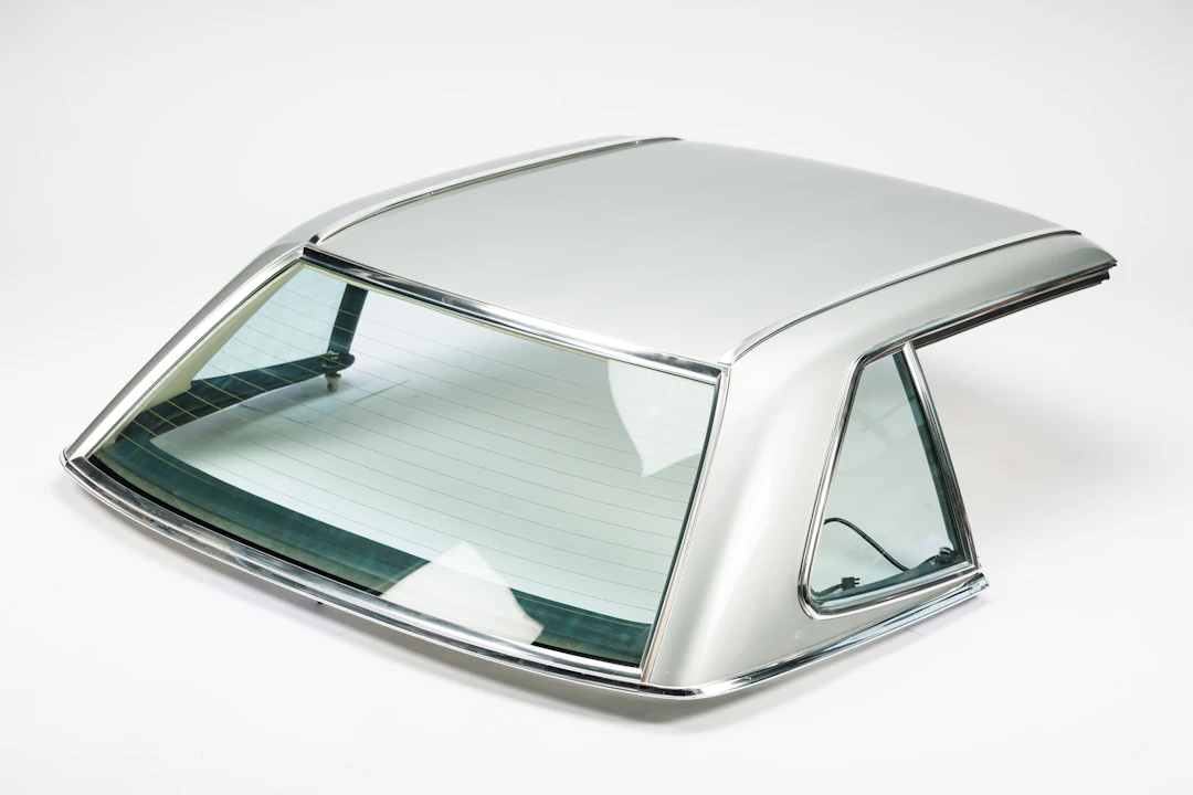 Mercedes-Benz W107 – Hardtop No reserve