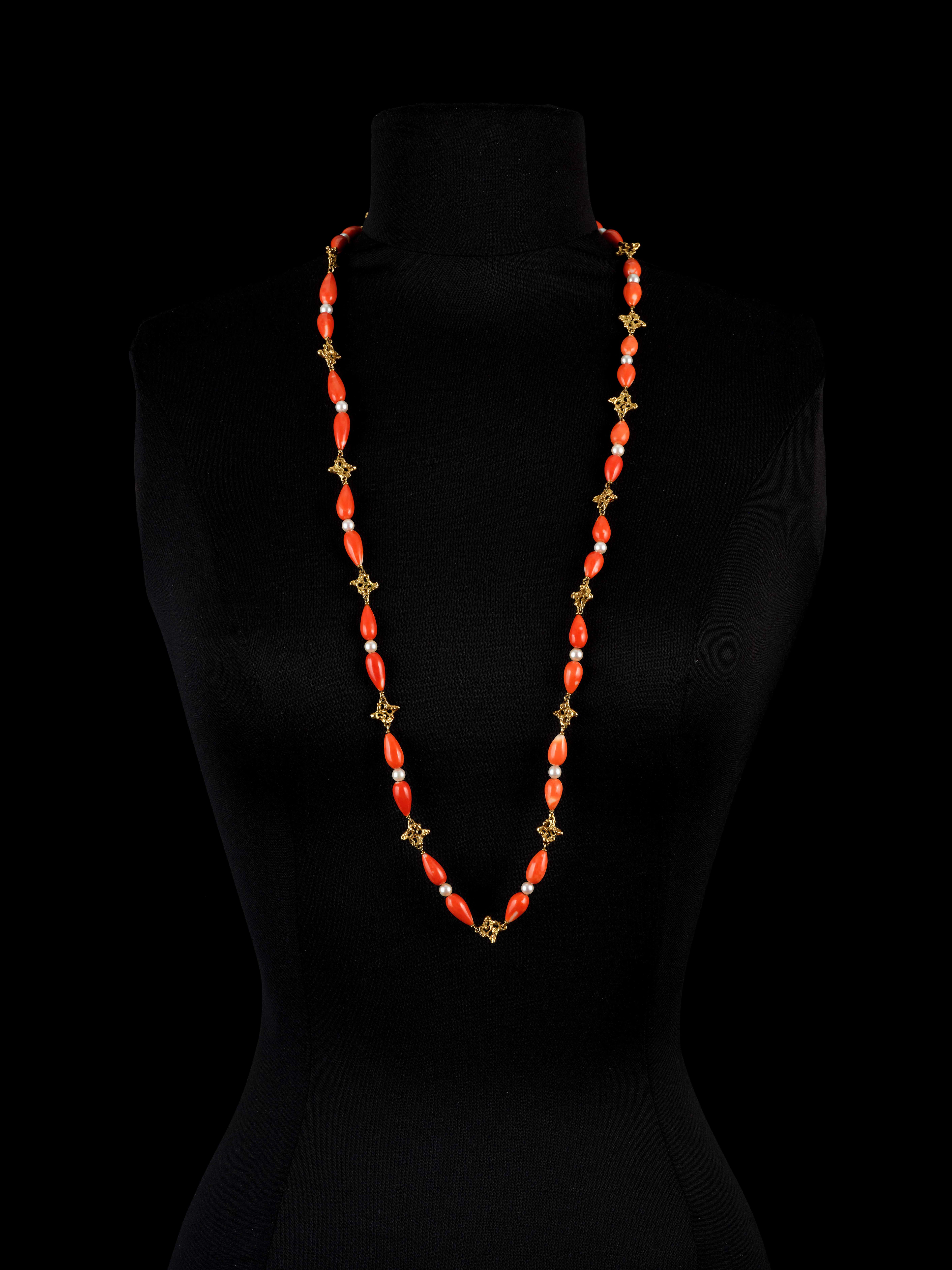 - COLLIER EN CORAIL ET OR 18 KT