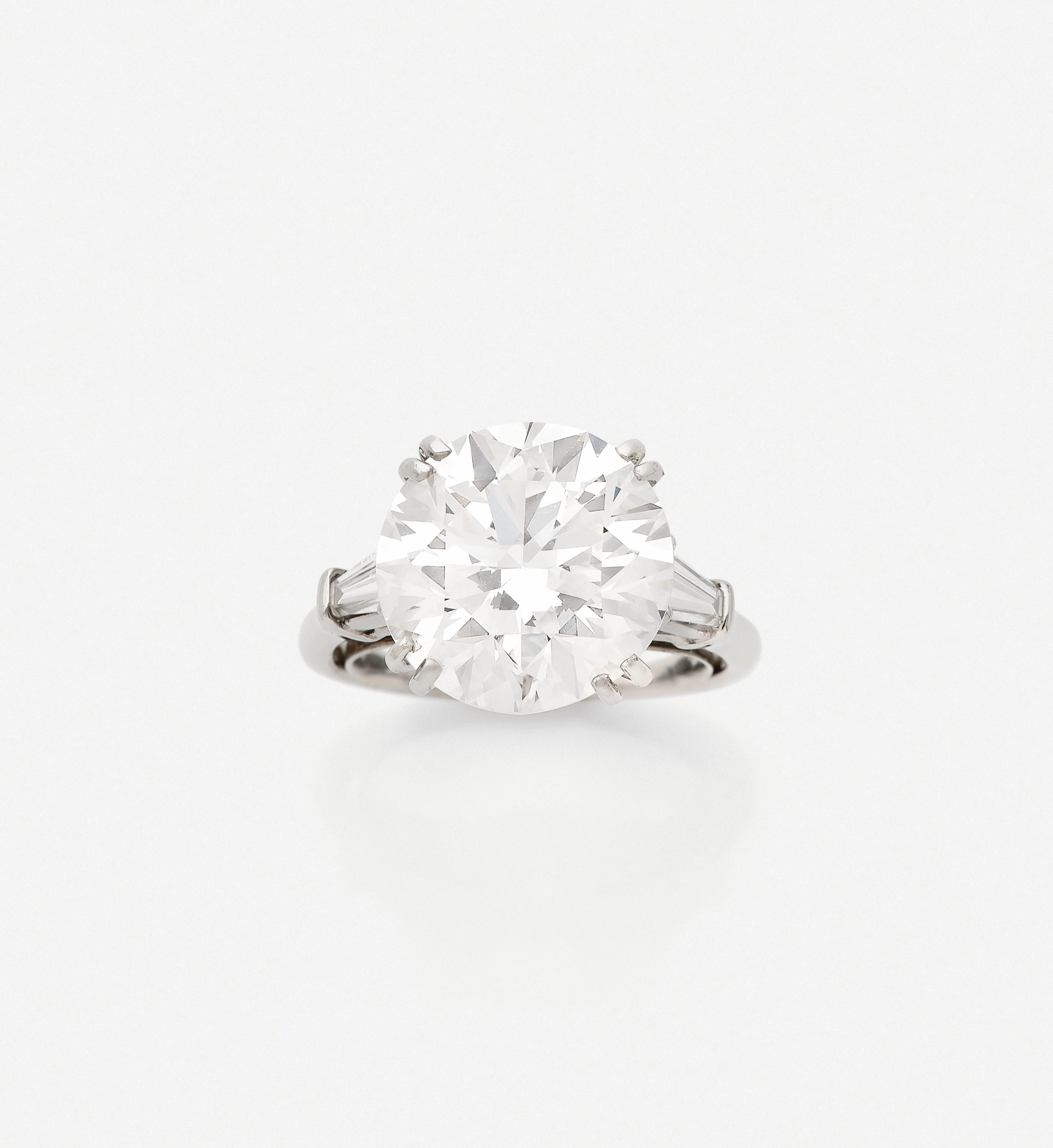 - Harry WINSTON Bague