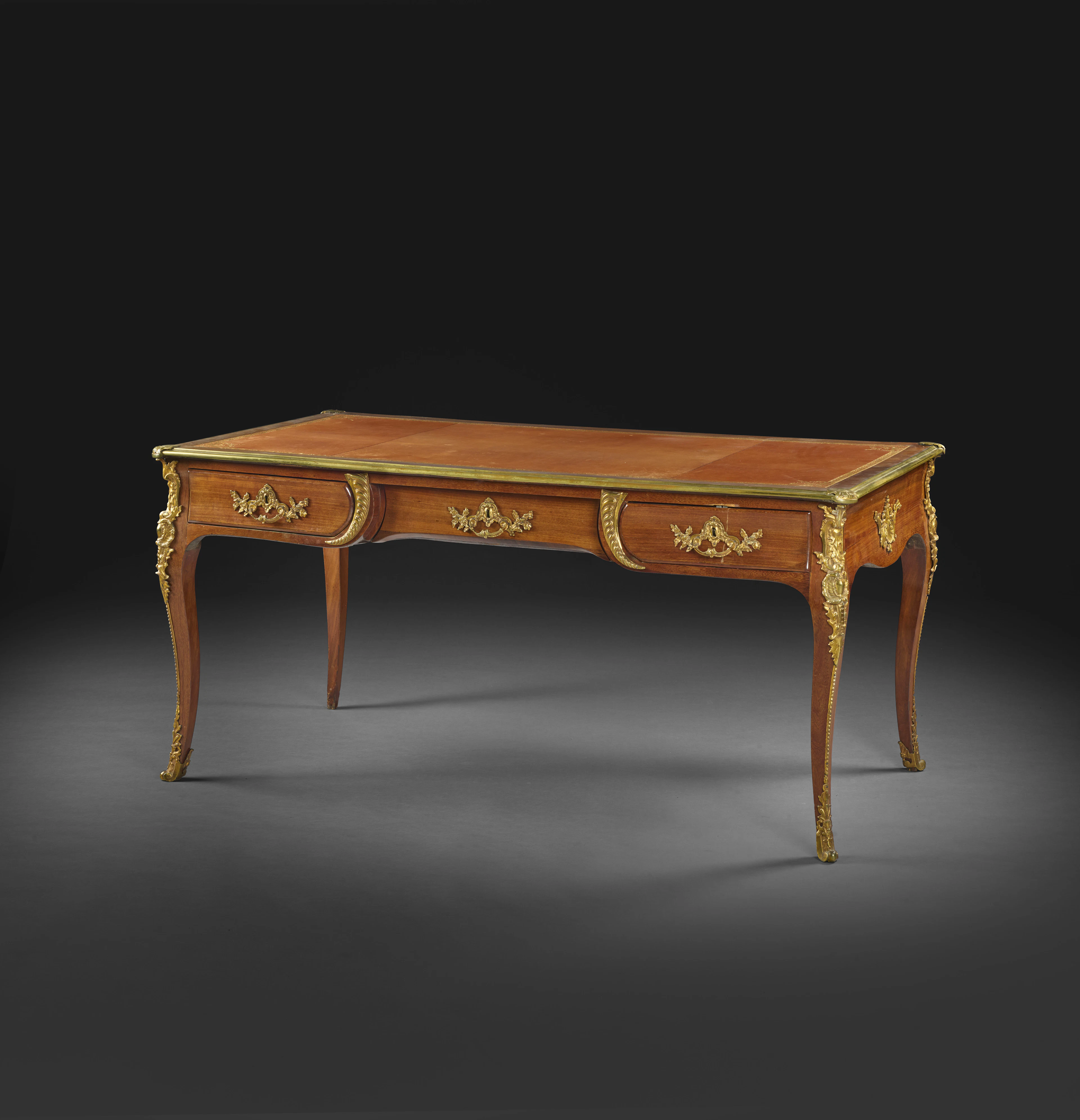 BUREAU PLAT D'ÉPOQUE RÉGENCE