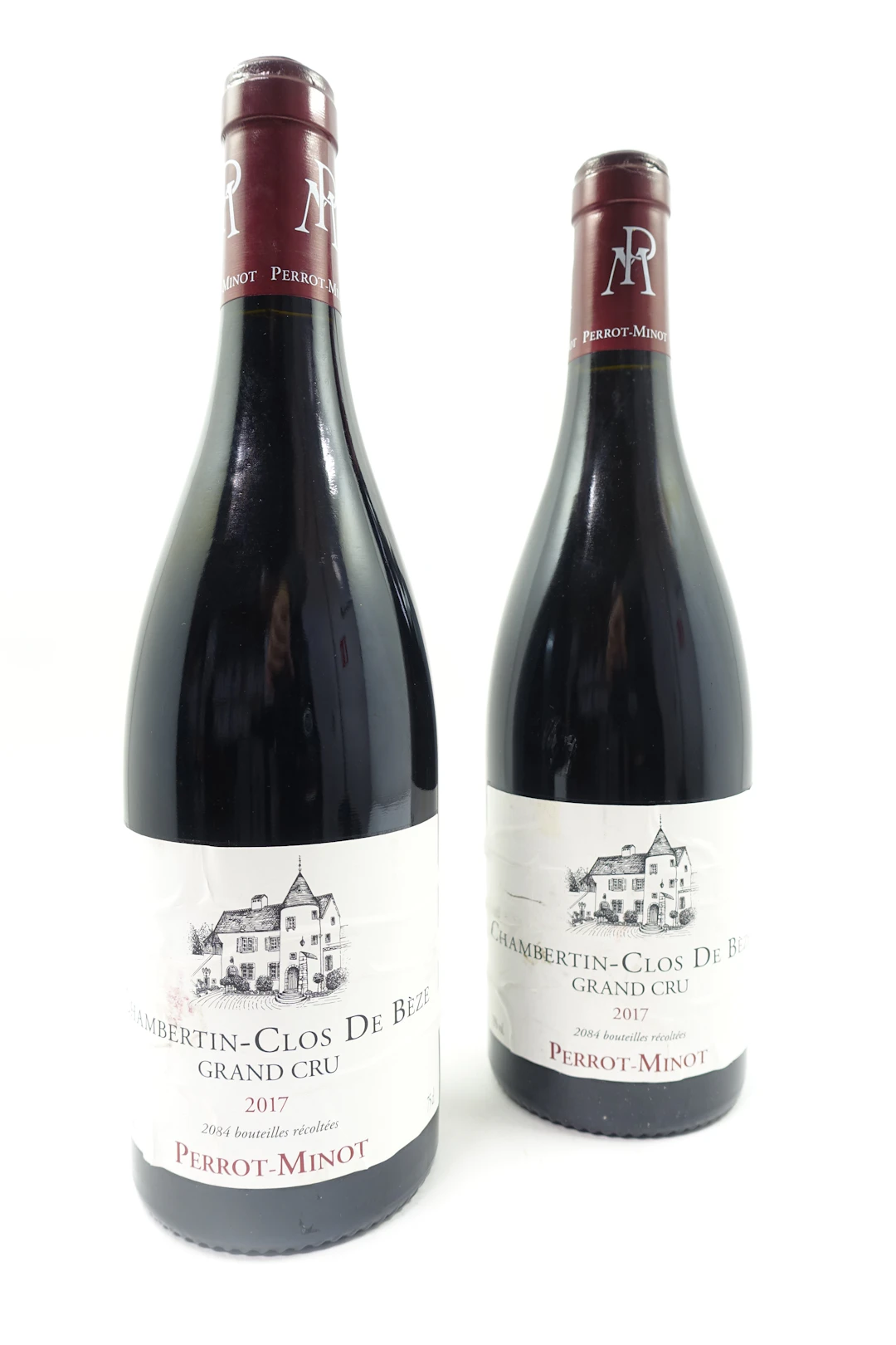 2 bts CHAMBERTIN CLOS DE BEZE 2017 Grand Cru. Perrot Minot