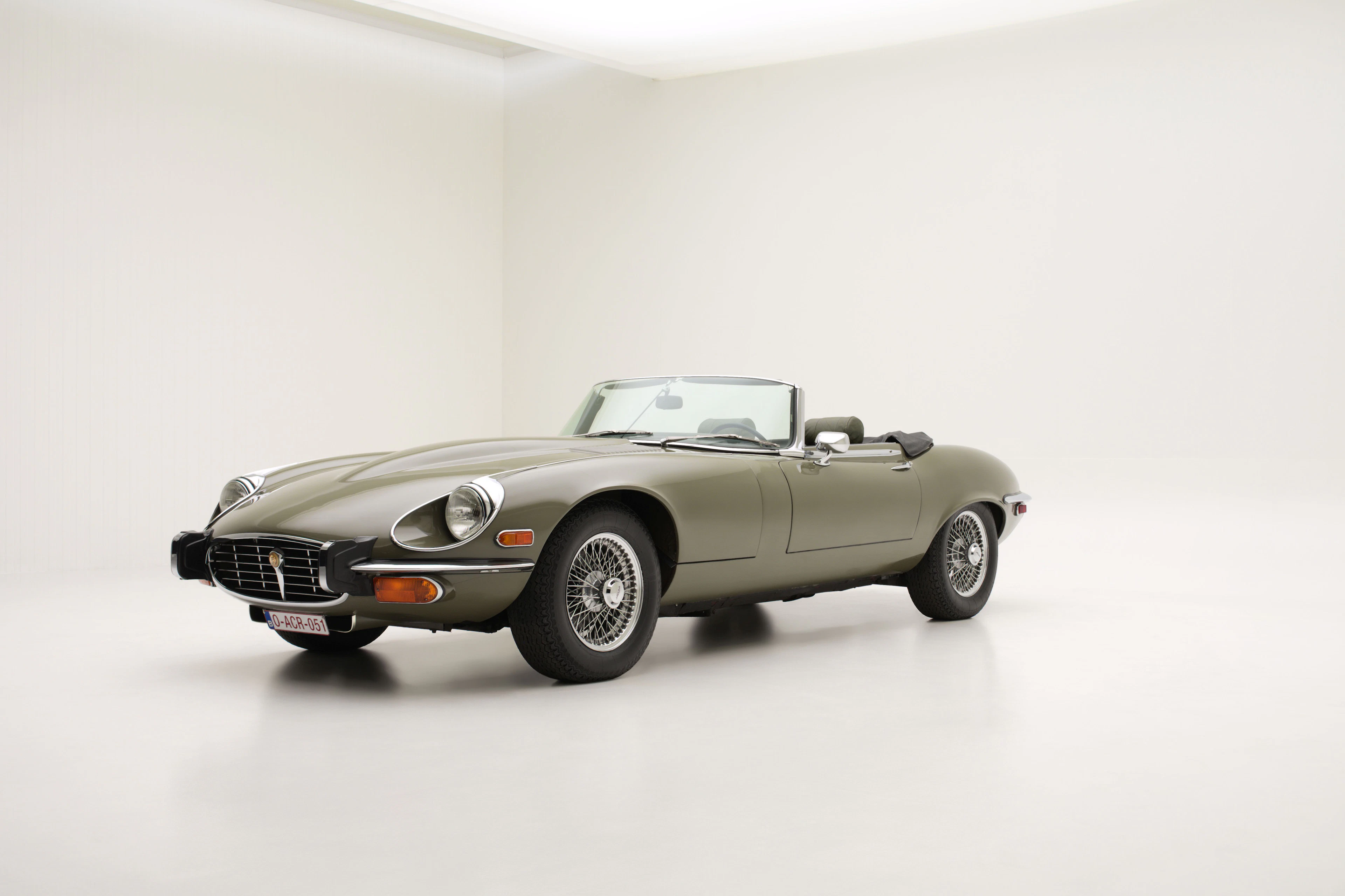 1973 Jaguar E-Type V12 hard-top