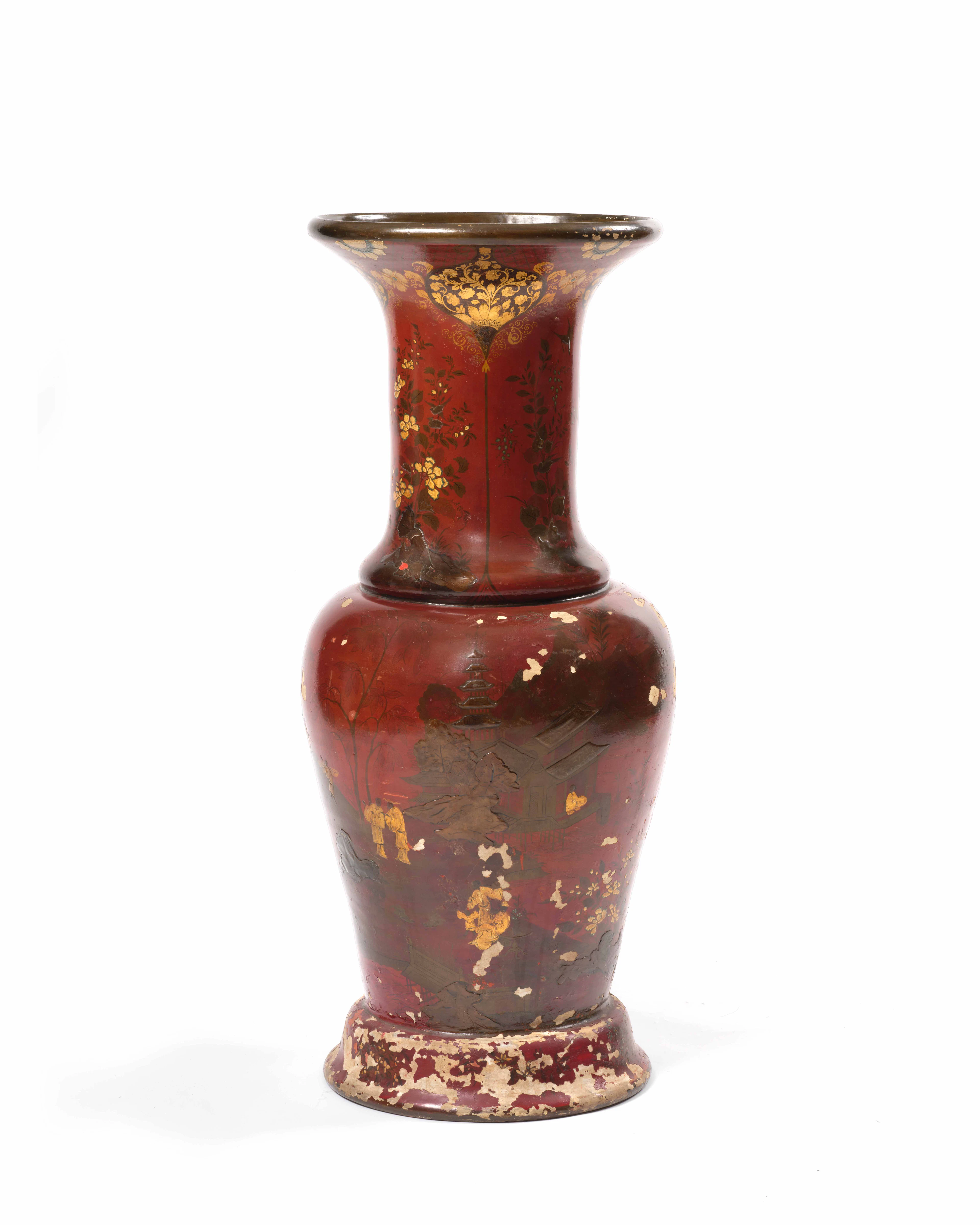 GRAND VASE EN FAÏENCE DE BERLIN DU XIXe SIÈCLE