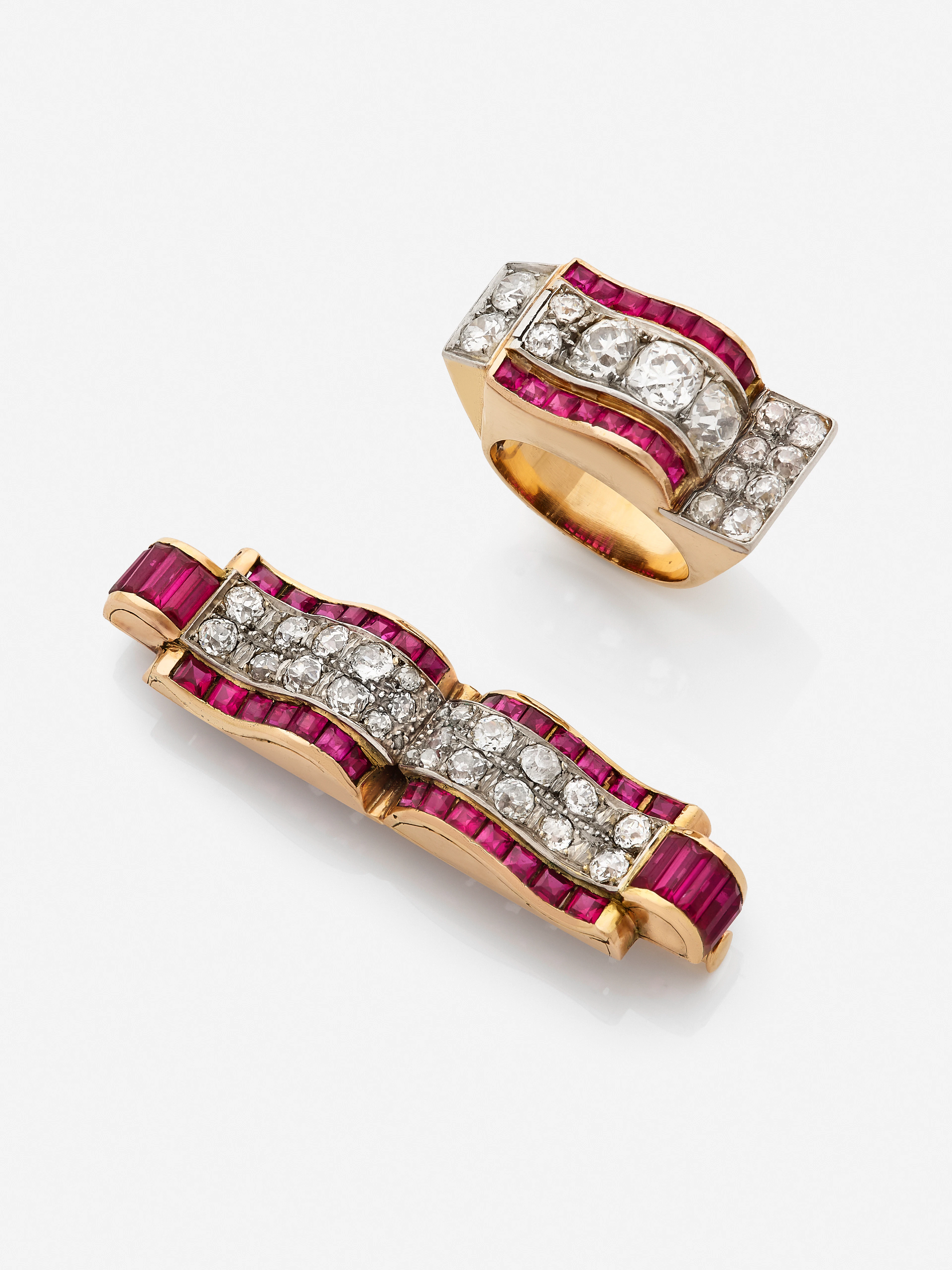 COLLECTION D'UNE CÉLÈBRE ACTRICE FRANÇAISE Broche et Bague Tank