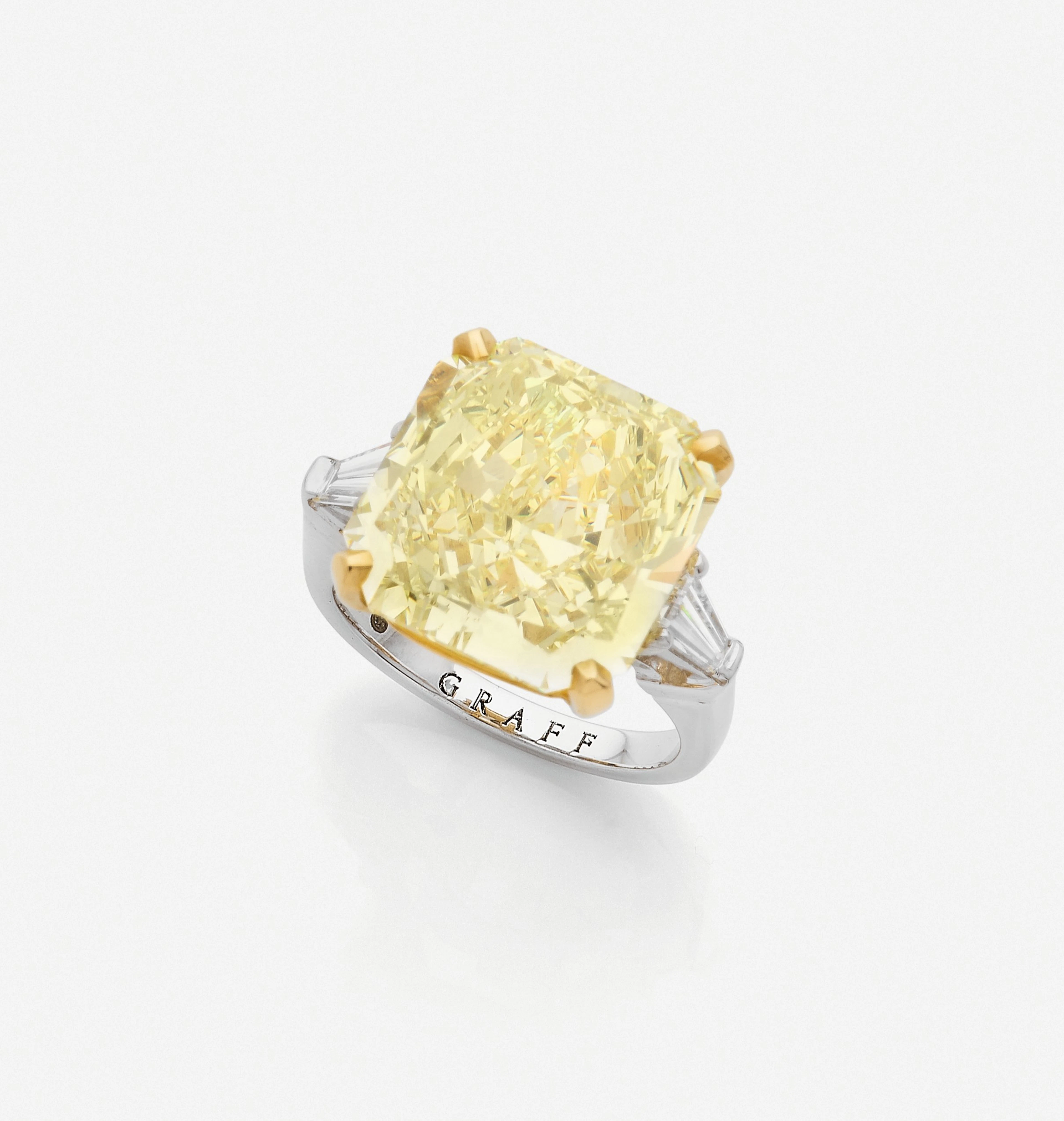 - GRAFF Bague