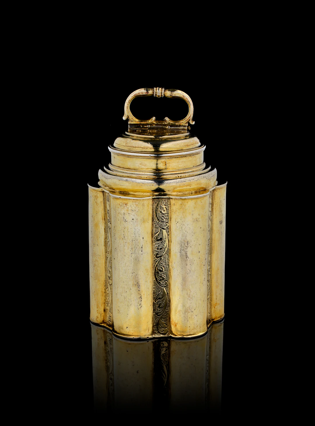 A German silver-gilt screw-top covered box, Andrea Kauxdorf, Leipzig, 1650-1652