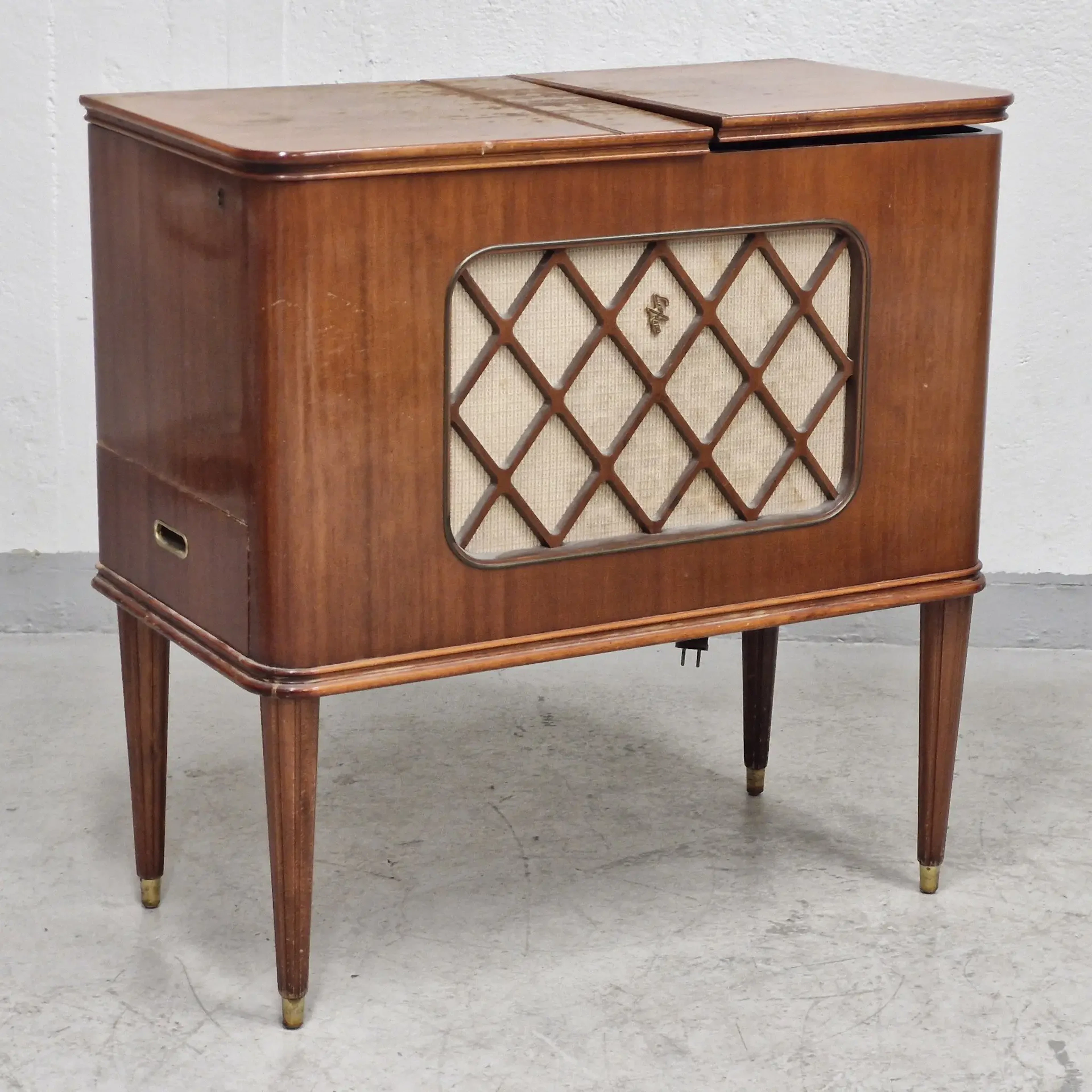 Radiogrammofon - Luxor Mignon - Radio - Skivspelare i möbel - 1900-tal