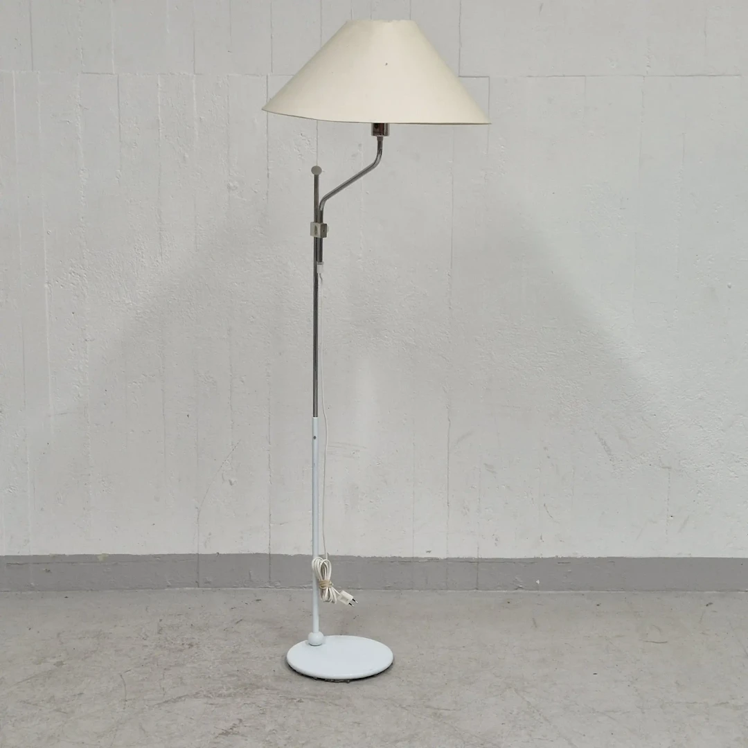 Golvlampa i metall med lampskärm - Aneta, Typbet 19818 - Lampa