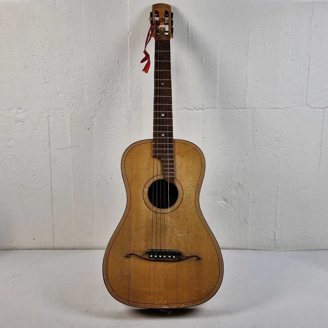 Akustisk gitarr - Stränginstrument - Instrument