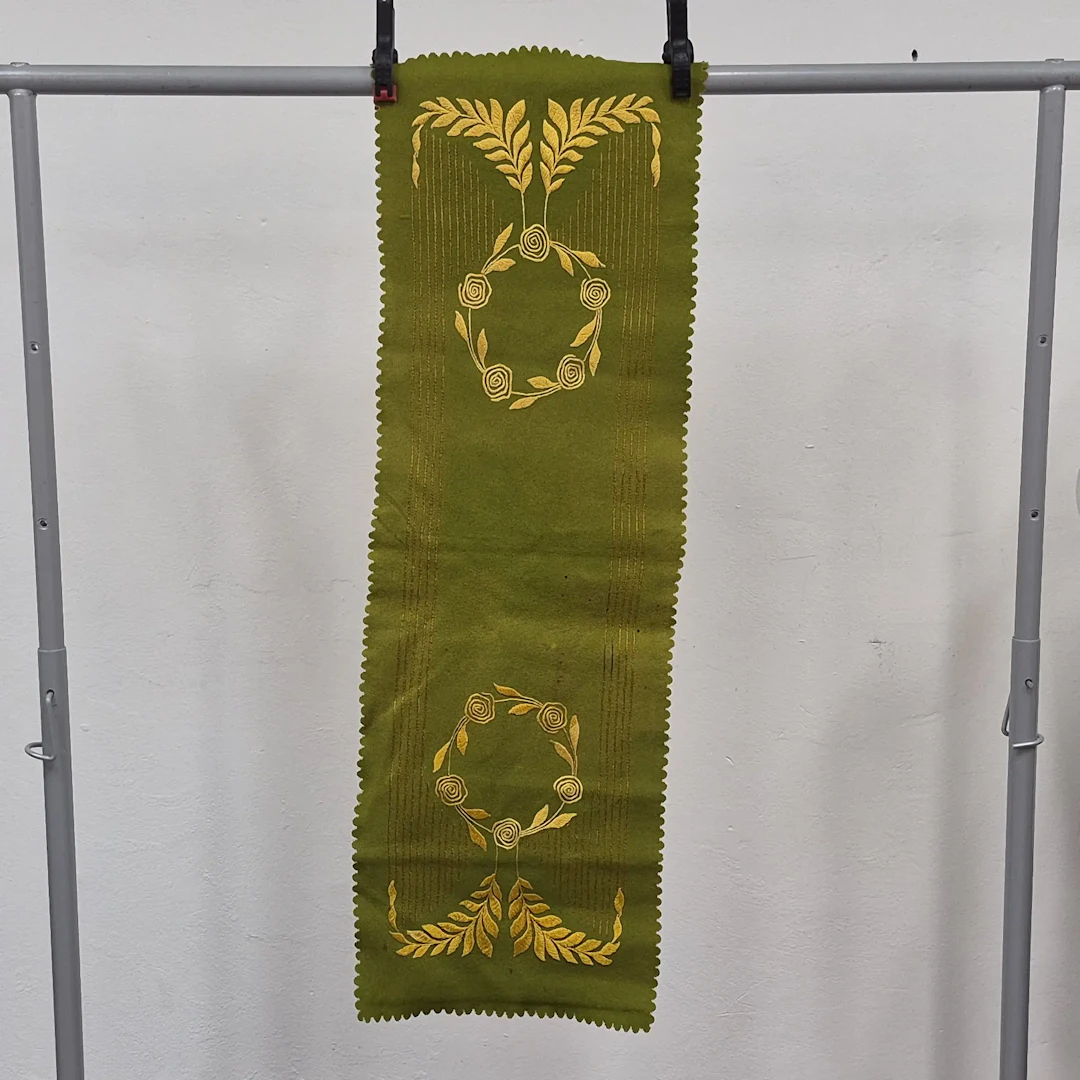 Jugend - Löpare i filt - 37 x 112 cm - Duk - Väggbonad
