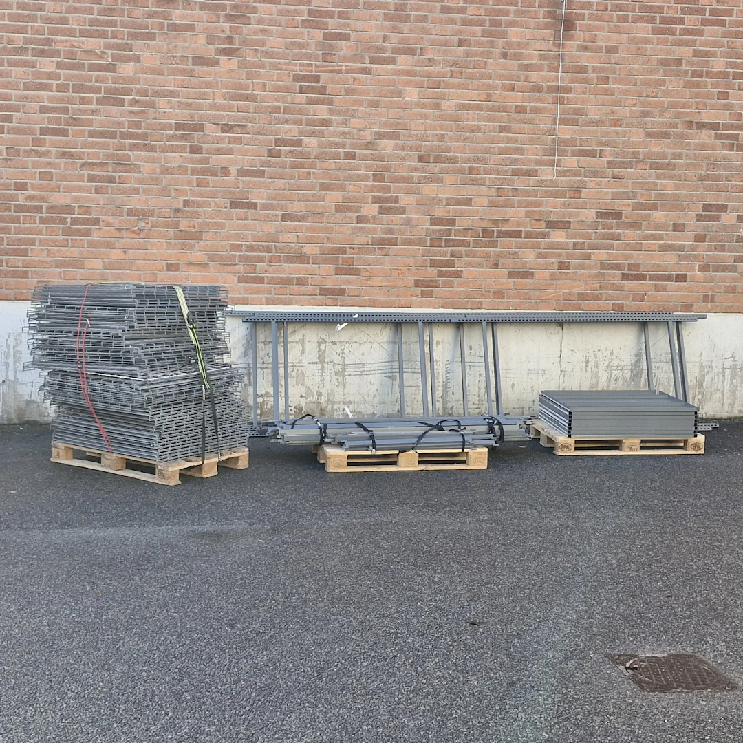 Trådhyllor & stolpar - 5 Kolumner - Lagerhylla - Hylla - Lagerinredning