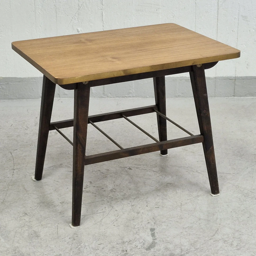 Sidobord i trä med hylla - Lampbord - Träbord - Bord - 1900-tal - Vintage