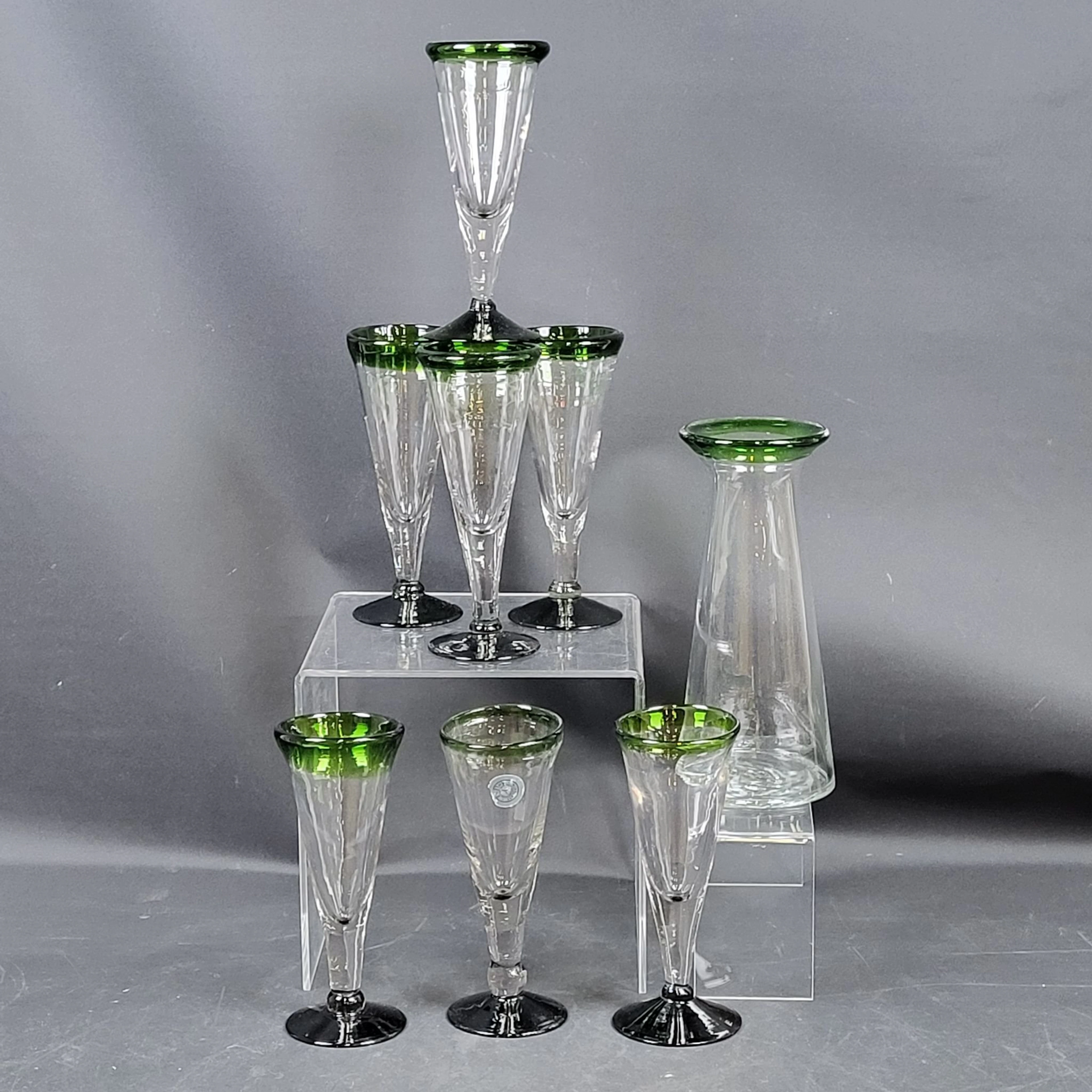 Karaff & 7st vinglas - Handblåst glas - Åhléns