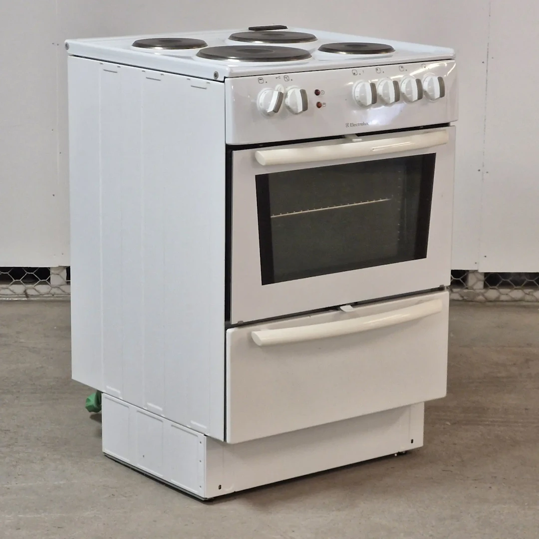 Spis med ugn - Electrolux EKE 6100 - Köksspis