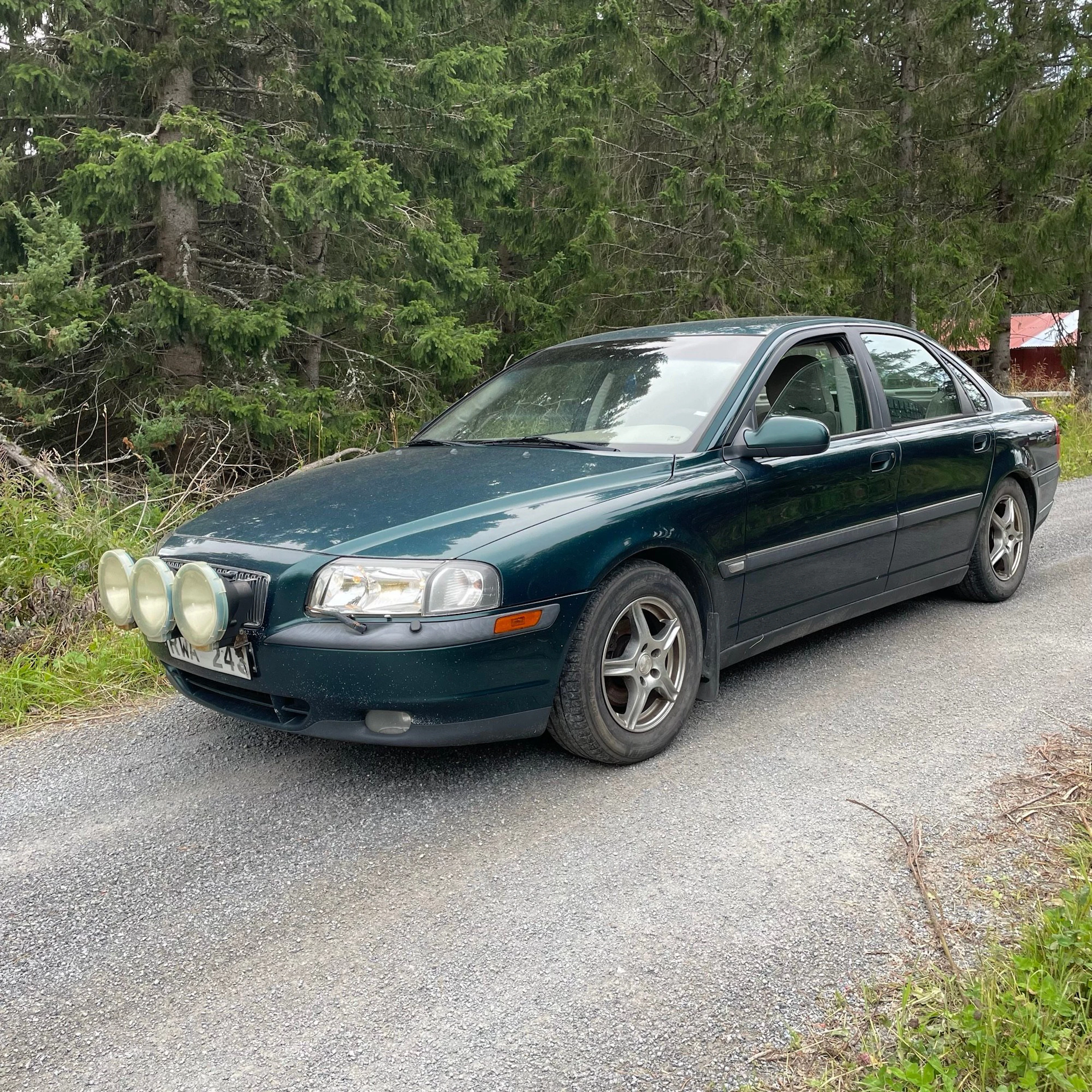 VOLVO S80 - 2.4 Euro 4 - SOV - Reparationsobjekt -2001