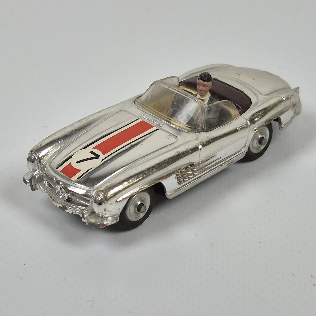 Modellbild - "Mercedez-Benz 300 SL Open Roadster" - Corgi Toys