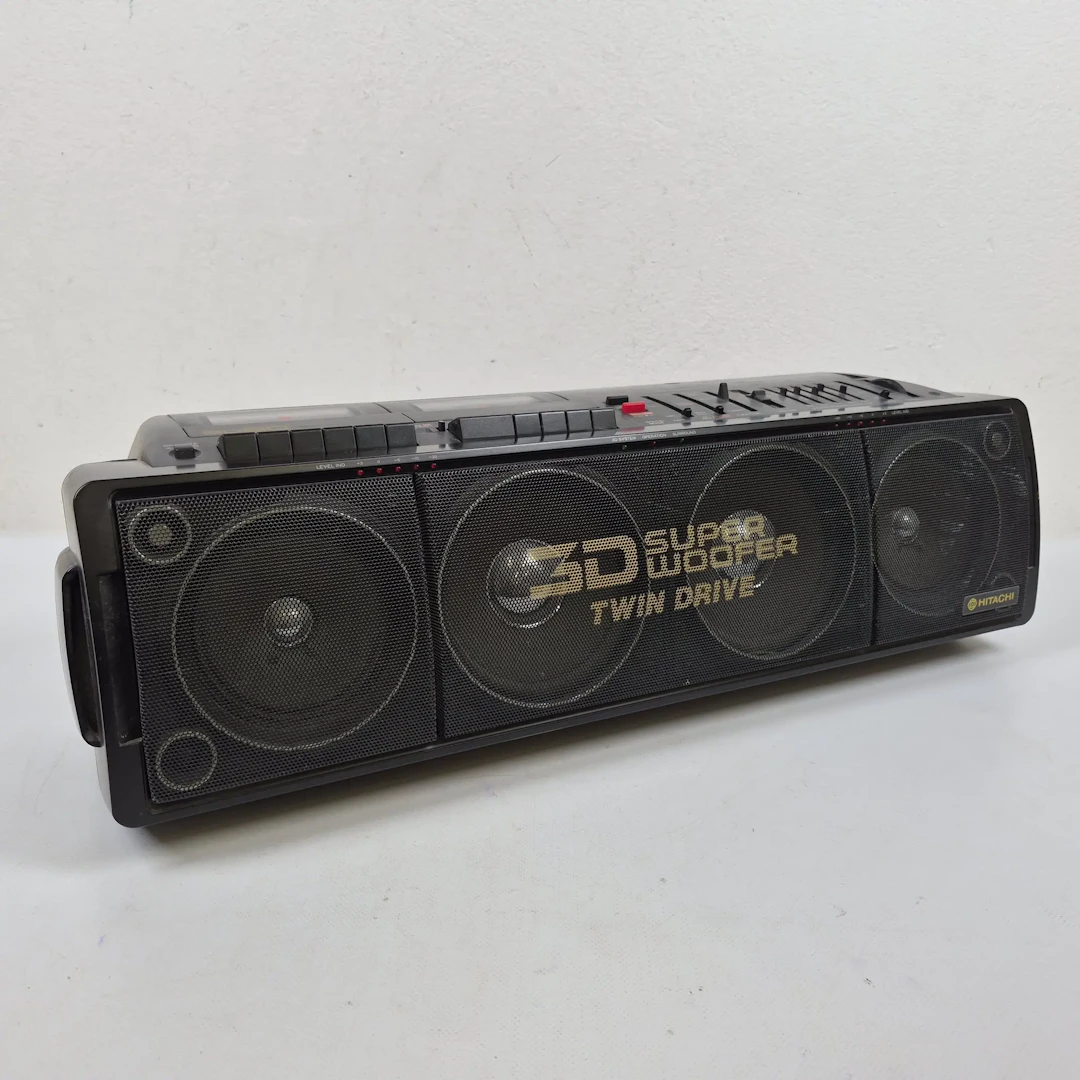 Bergsprängare med kassettbandspelare & radio - Hitachi 3D80 / TKR-3D80