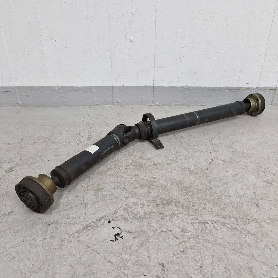 Kardanaxel till Audi - 8A0521101J - Propelleraxel - Kardan - Reservdel