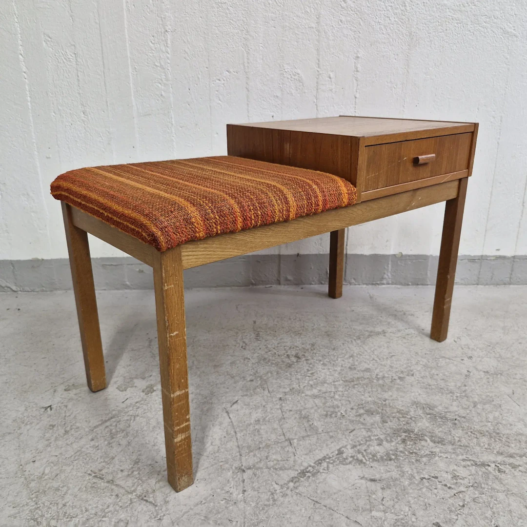 Telefonbänk i teak med sits - Hallbänk - Träbänk - Bänk - 1960-tal - Vintage
