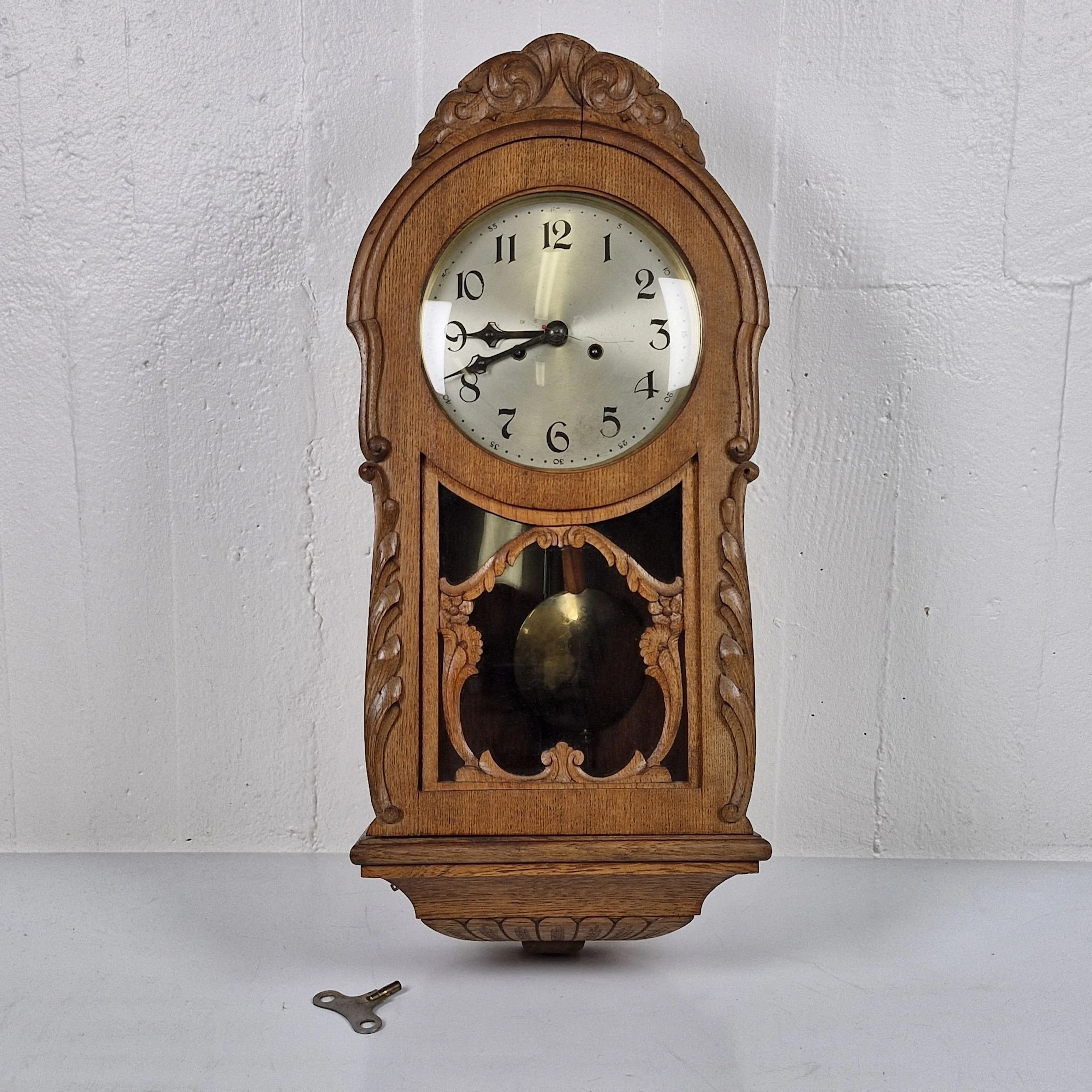 Pendelur - Väggur - Pendelklocka - Väggklocka - Klocka - 1900-tal - Vintage