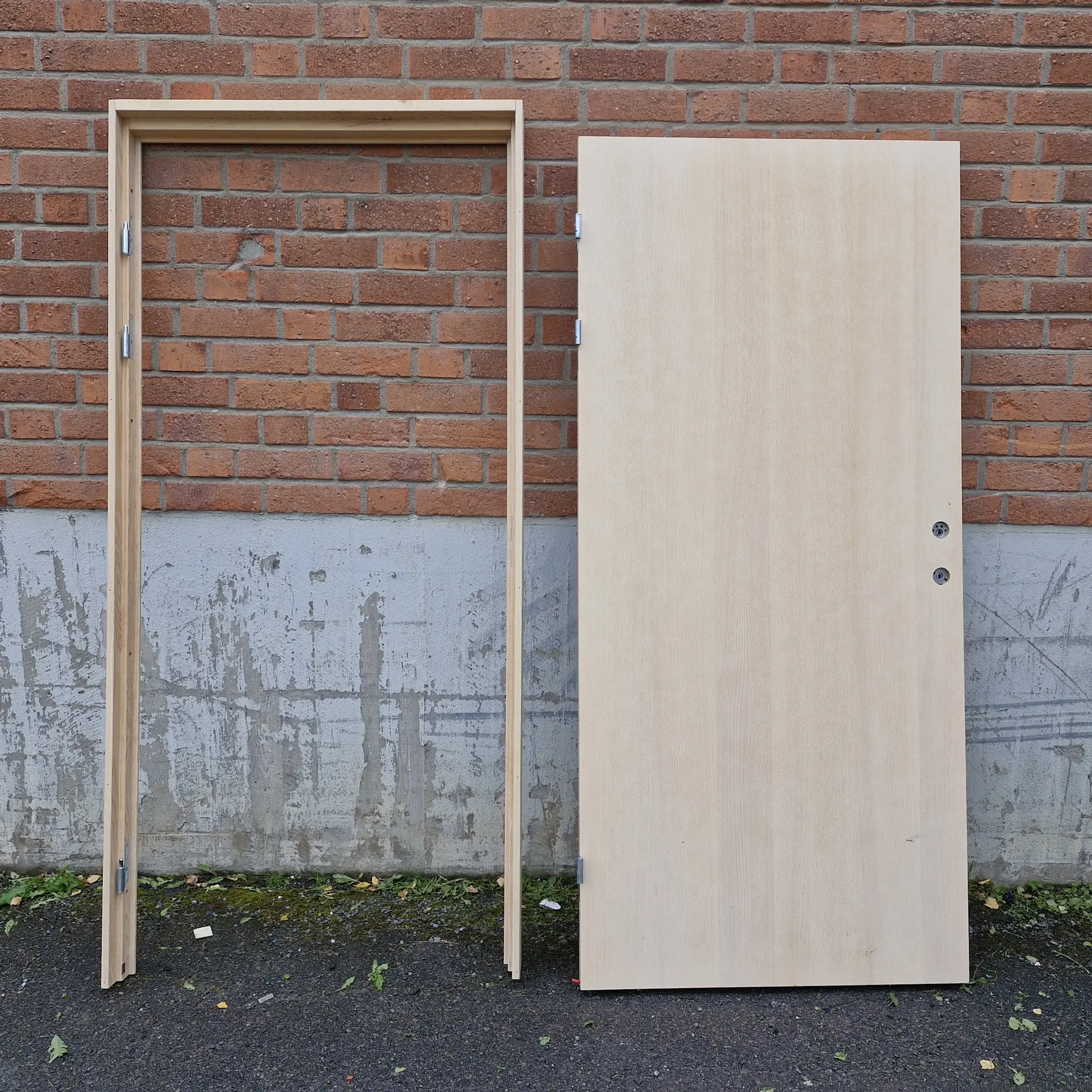 Branddörr med dörrram - Orresta, O40 - Vänsterdörr - 210 x 99 cm - Dörr