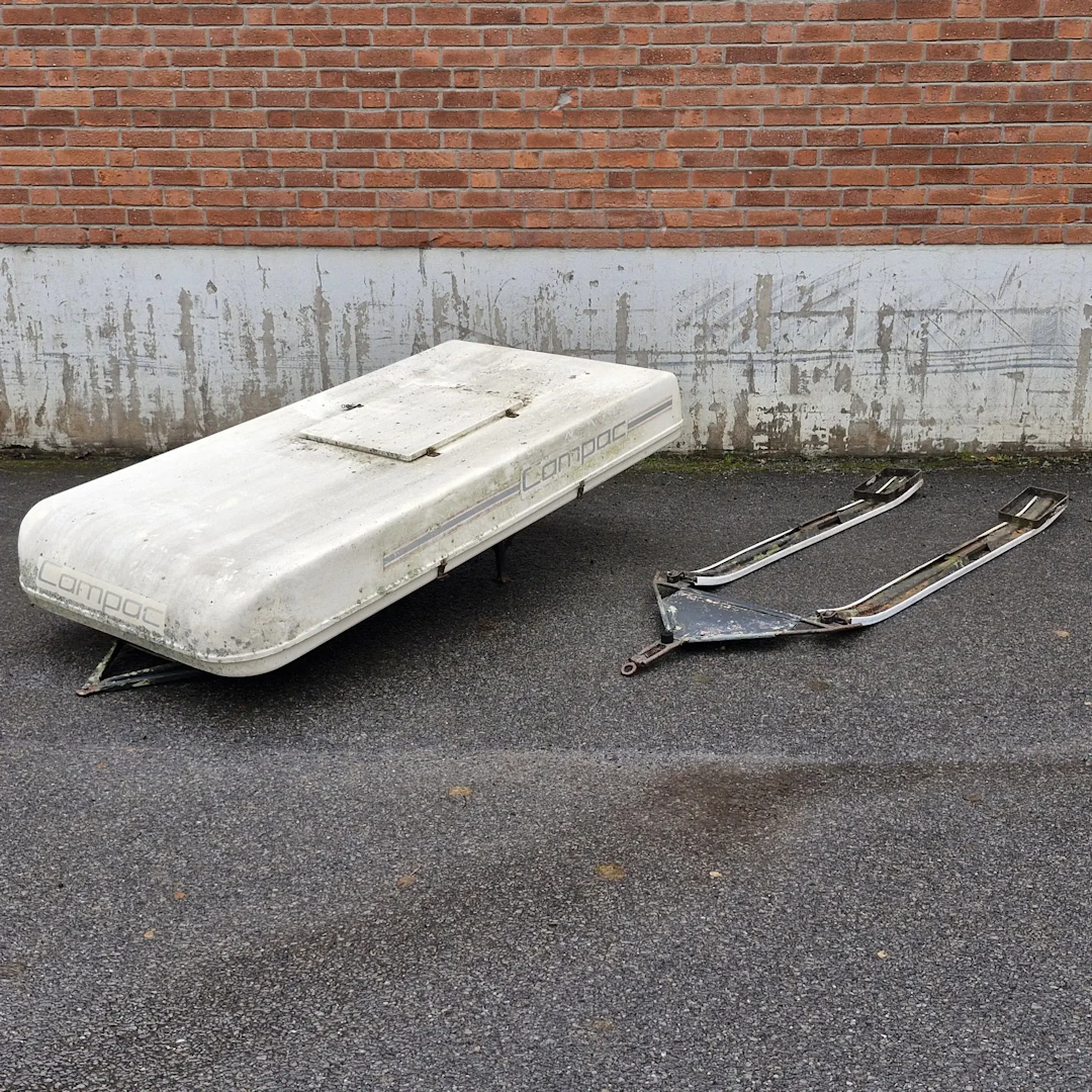 Campac hårdskalstaktält - Taktält - Tält - Camping - Skotervagn ?