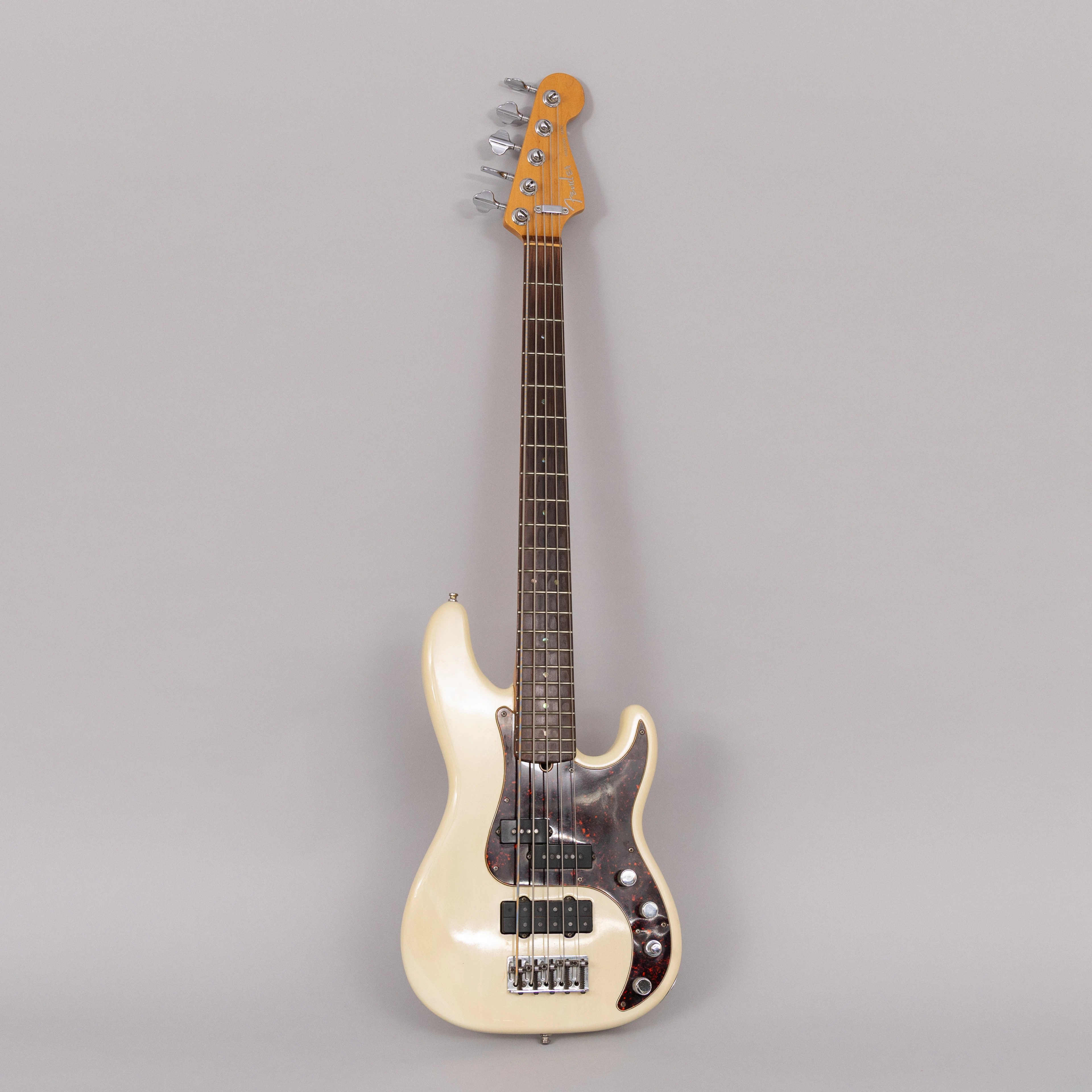 ELBAS, Fender Precision Bass, 5-strängad.