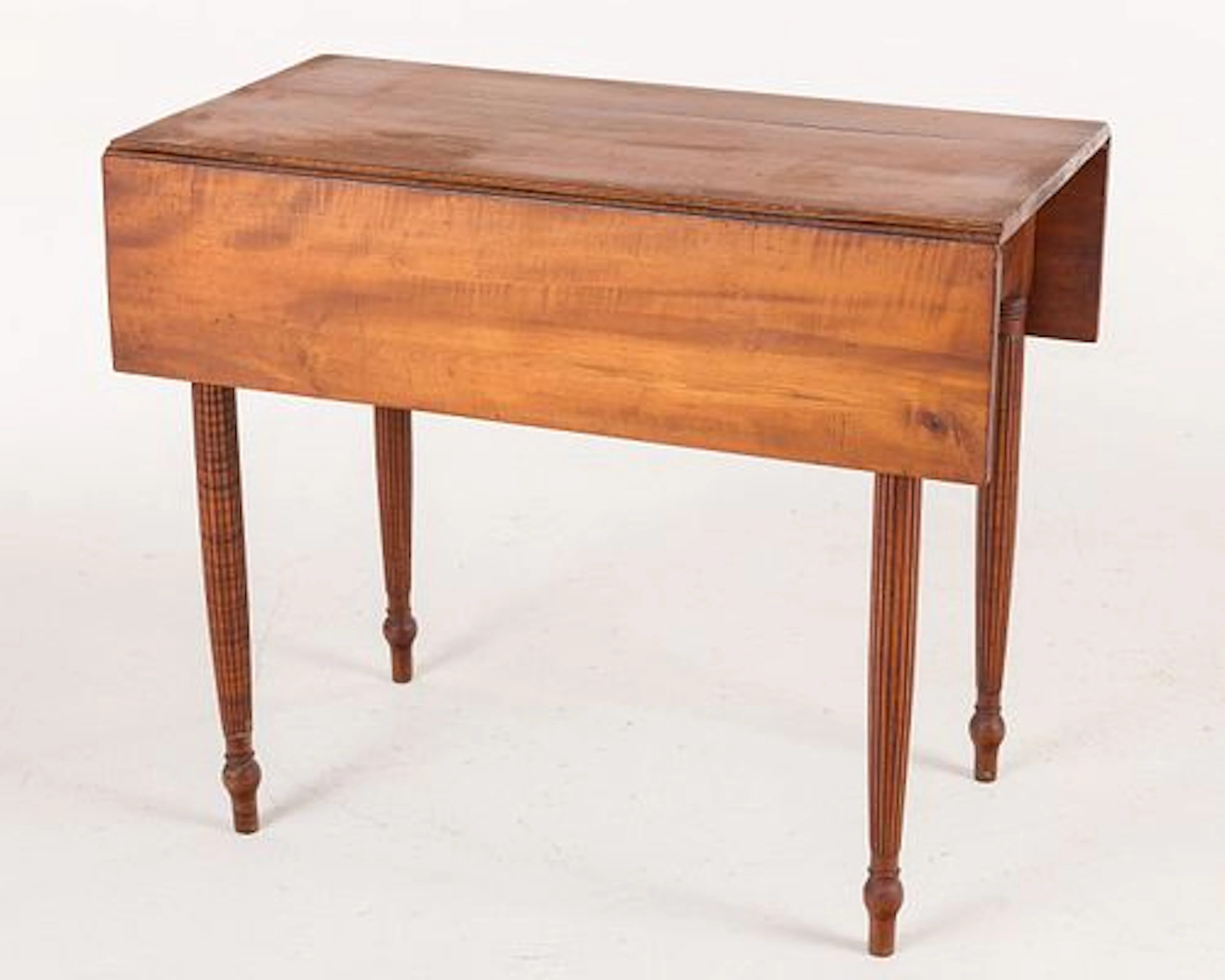 Federal Maple Drop leaf Table, c. 1810