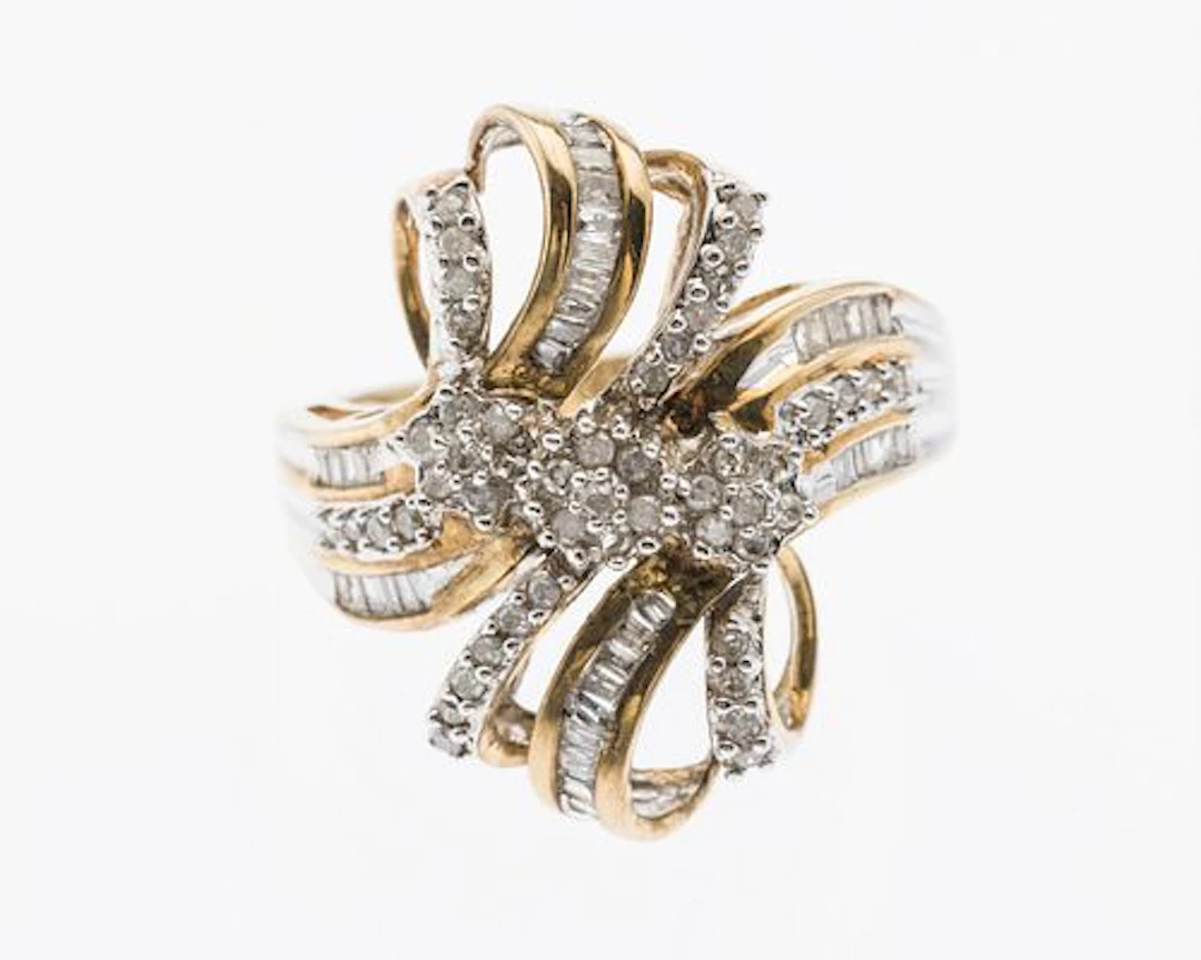 Vintage 10K Gold and Diamond Ring, Size 7.5