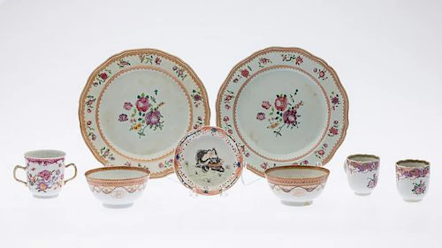 8 Chinese Export Floral Decorated Articles, 18th C