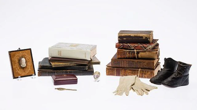 Misc. Group of Children's and Religious Items