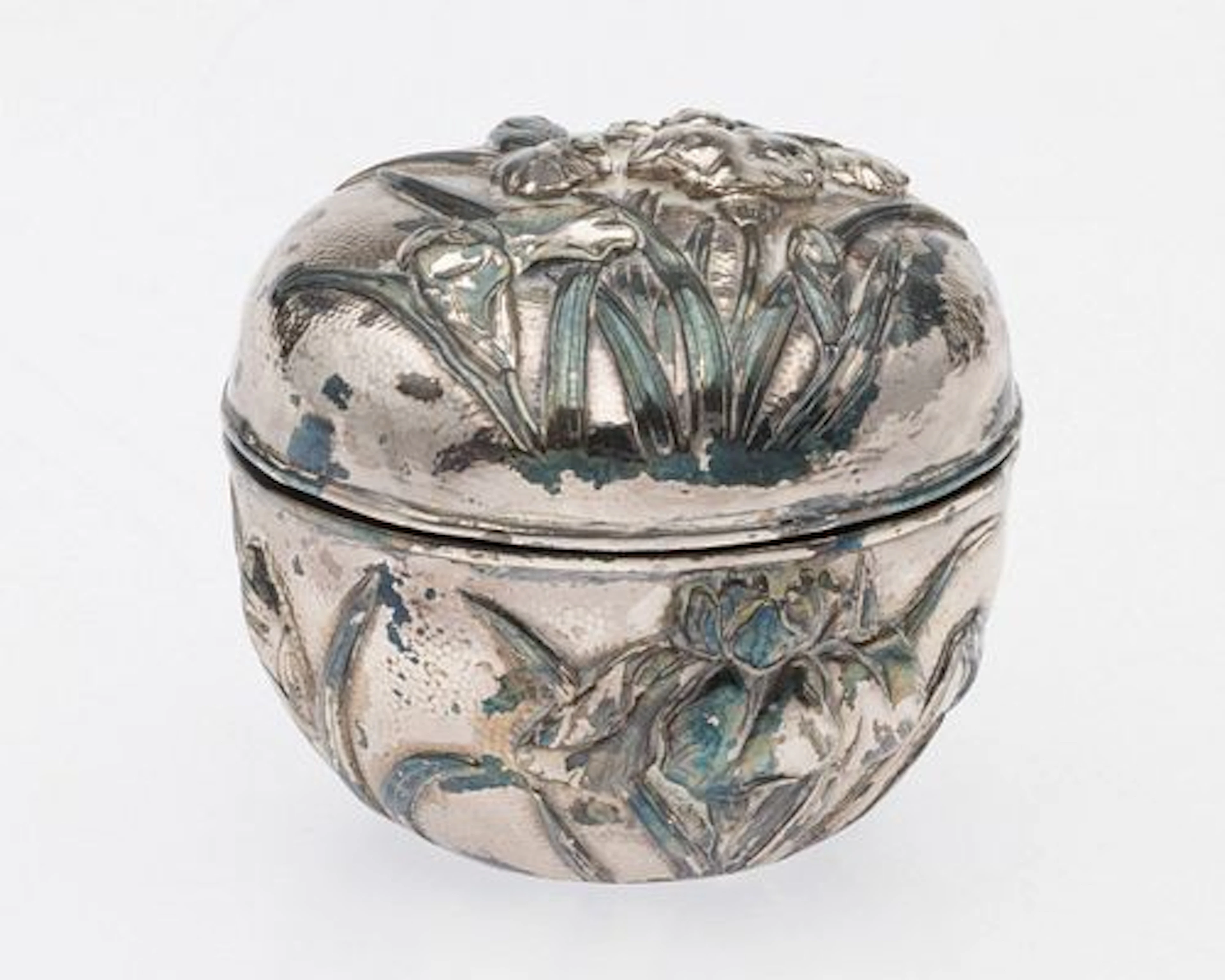 Japanese Bisansha Silver Iris Box