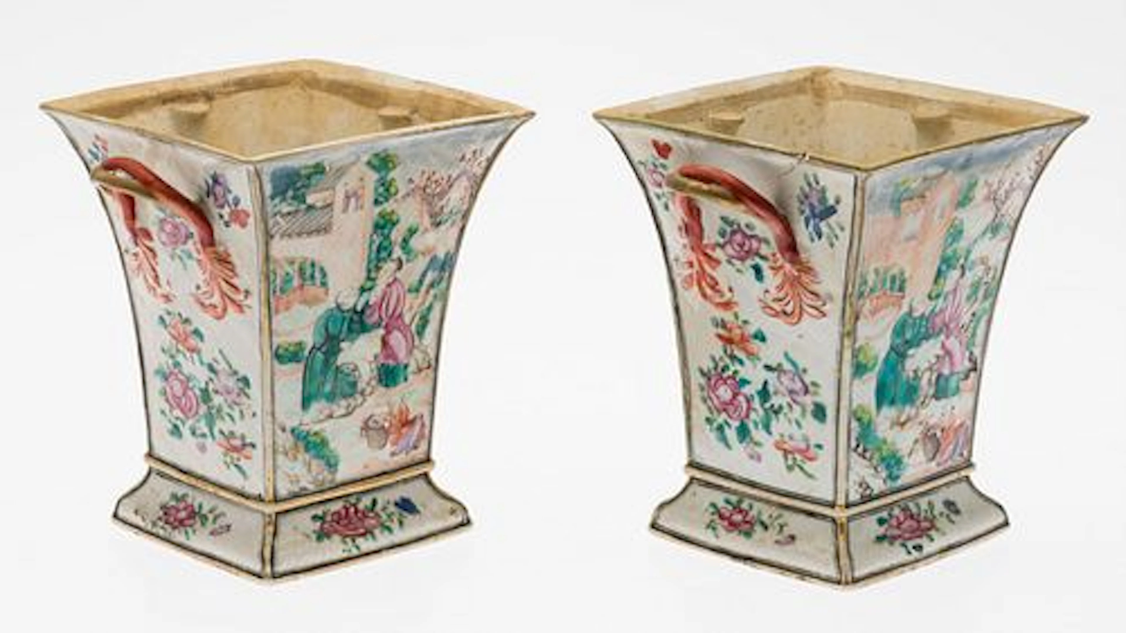 Pair of Chinese Export Cachepots