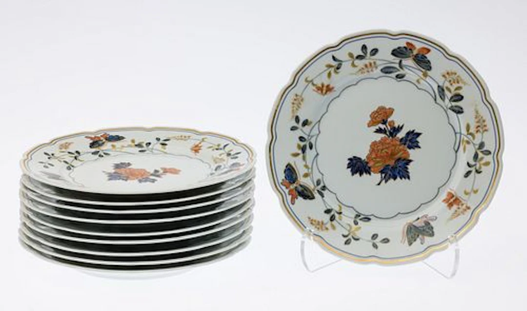 10 Limoges Papillons Plates