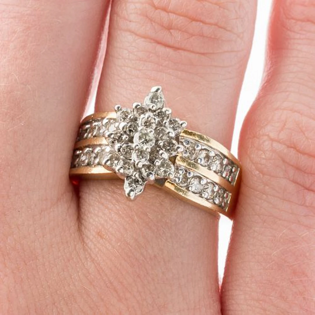14K Gold and Diamond Ring, Size 6.5