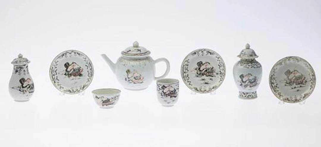 Chinese Export Tea Service, 18th C, 8 pcs.