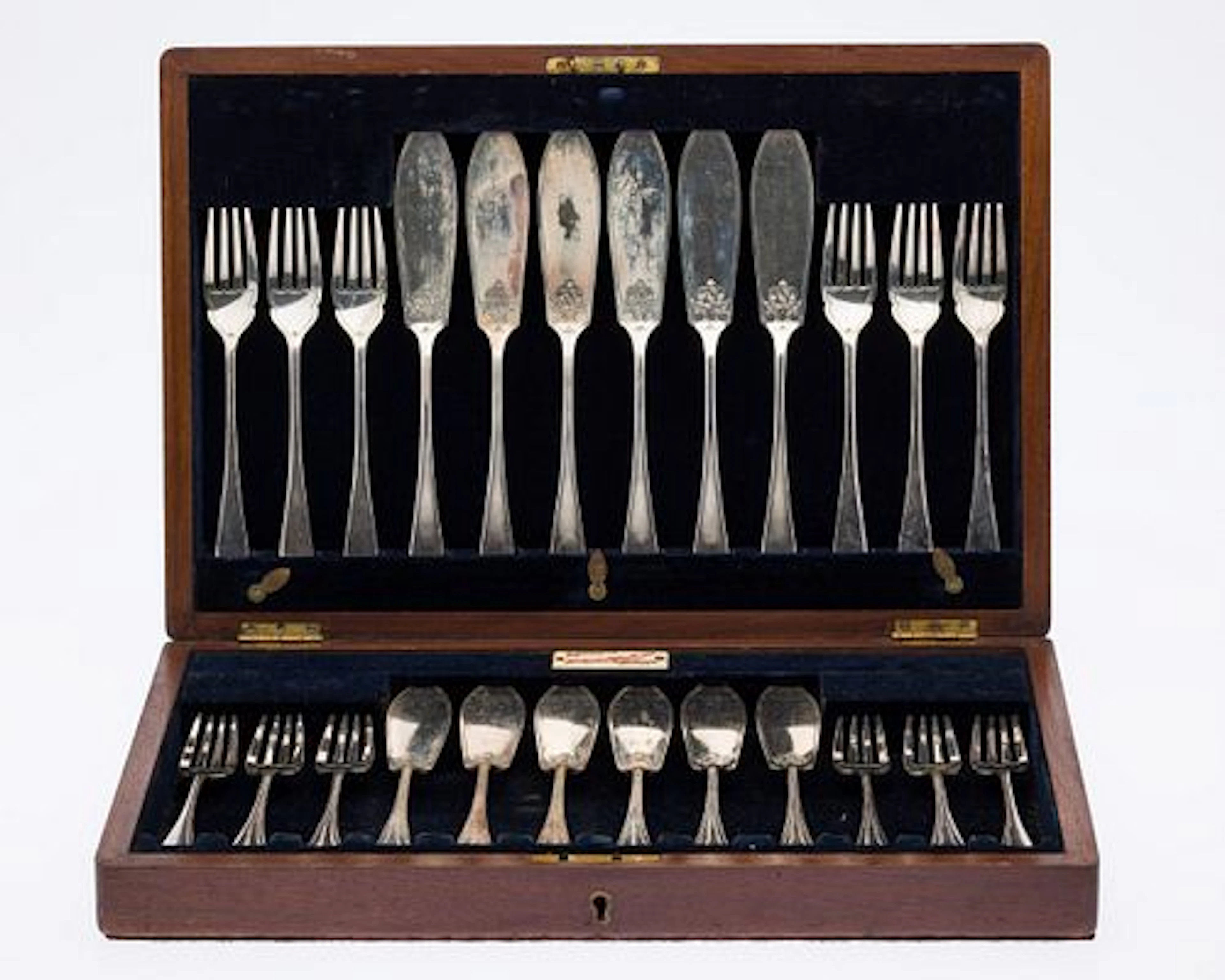 Allen & Darwin Silverplate Fish Service in Box
