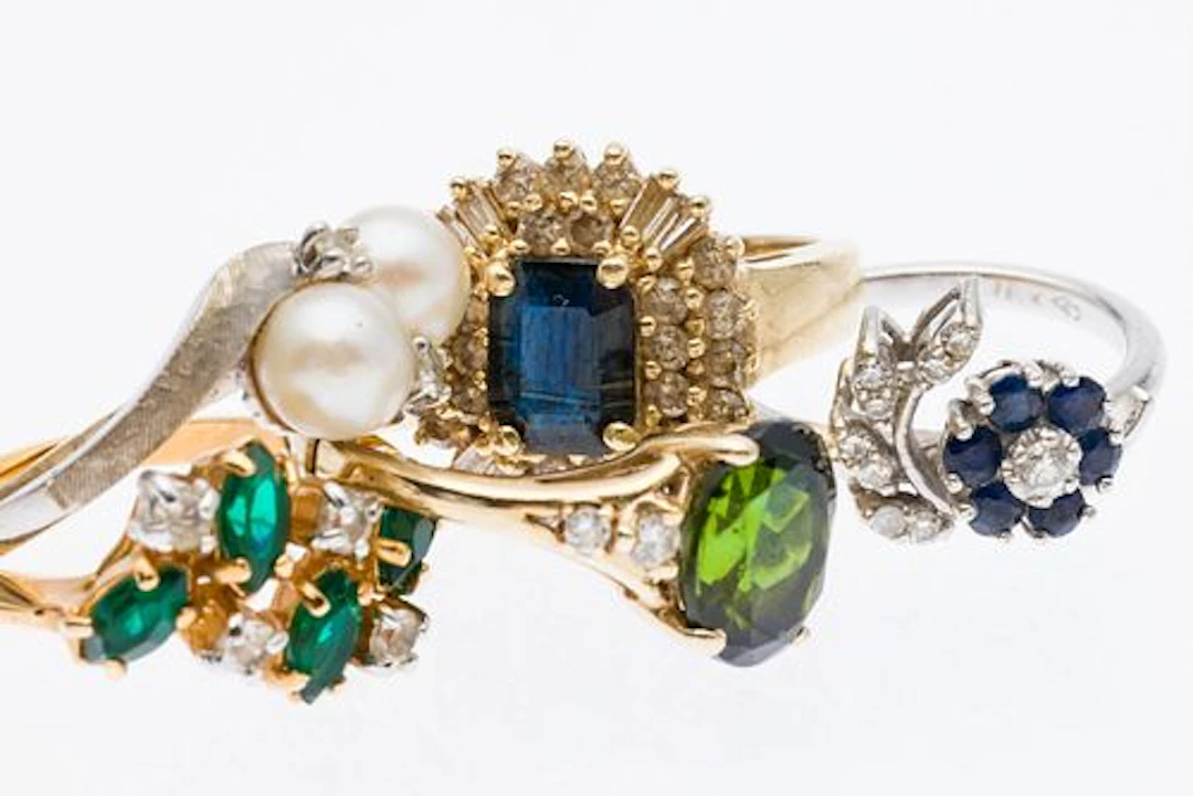 Group of 5 Gold and Gemstone Rings