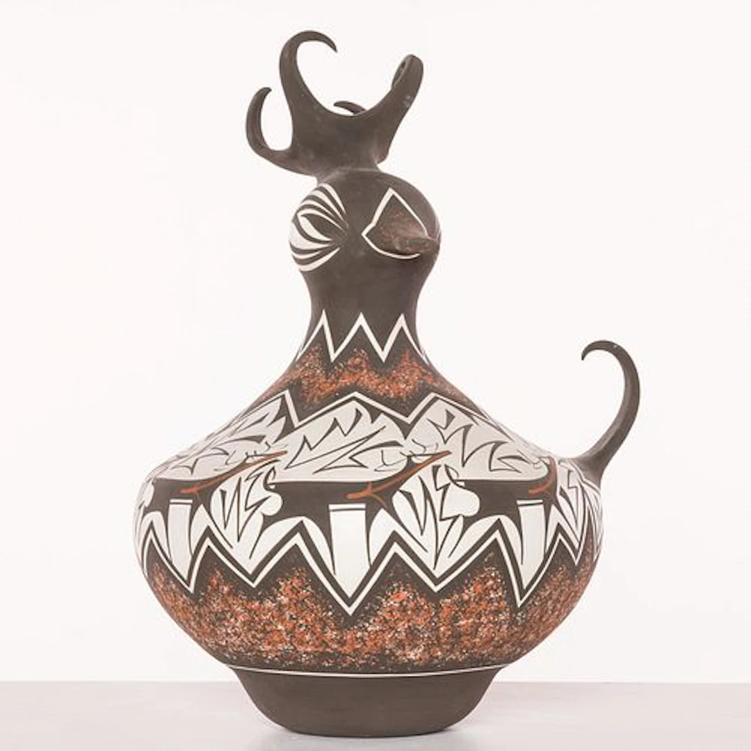 Avelia & Anderson Peynetsa Zuni Pueblo Bird Pot 2012