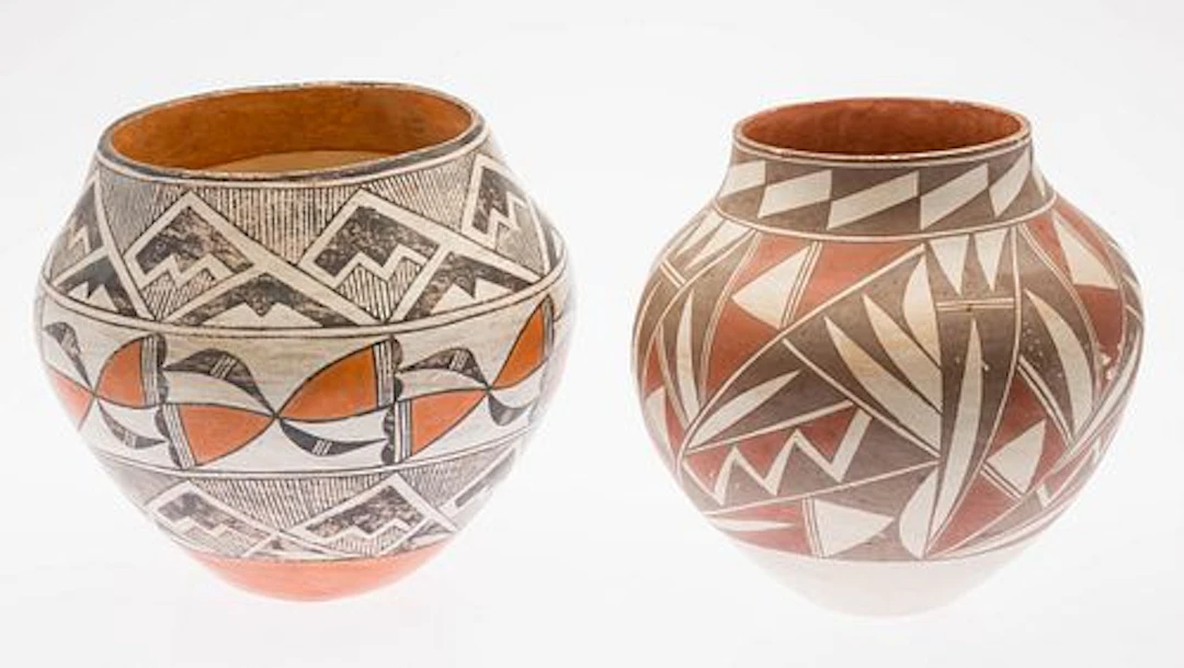 2 Acoma Olla, New Mexico, 20th Century