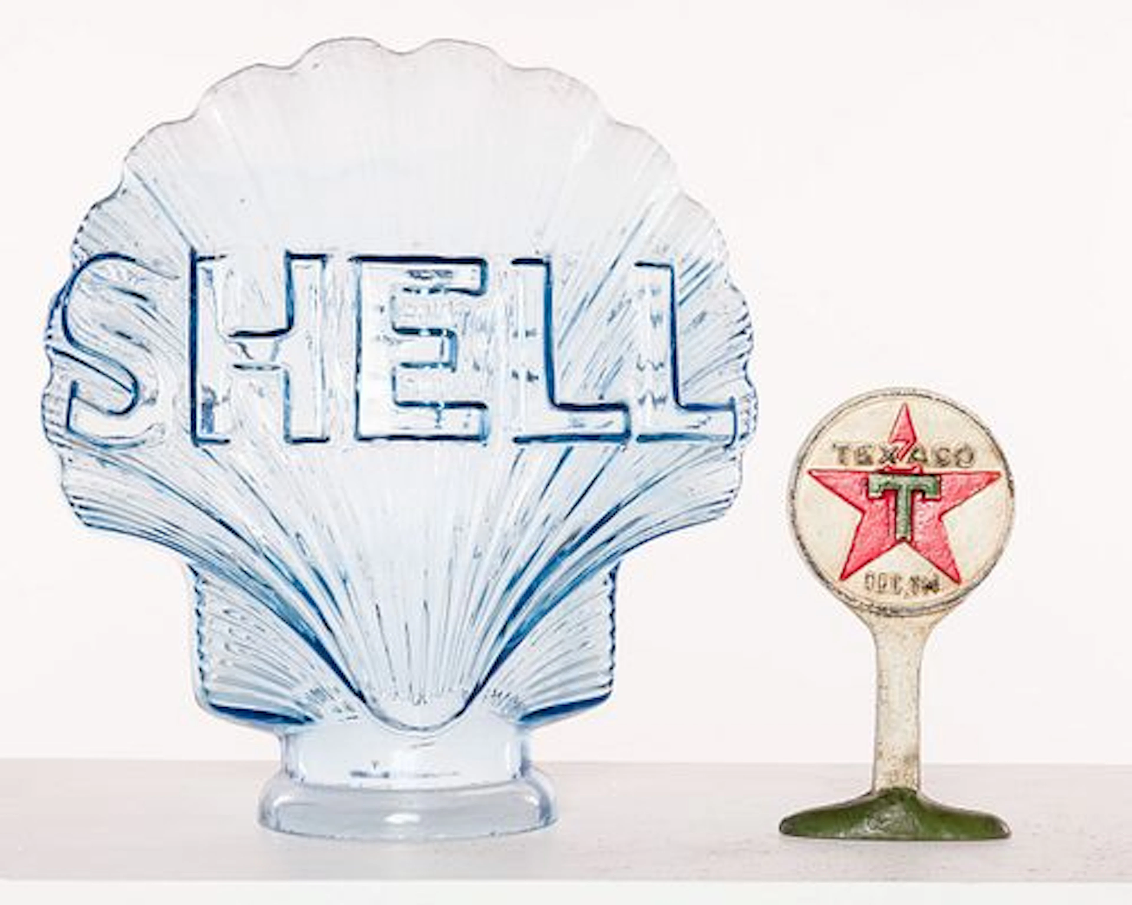 Shell Glass Pump Globe & Texaco Cast Iron Sign
