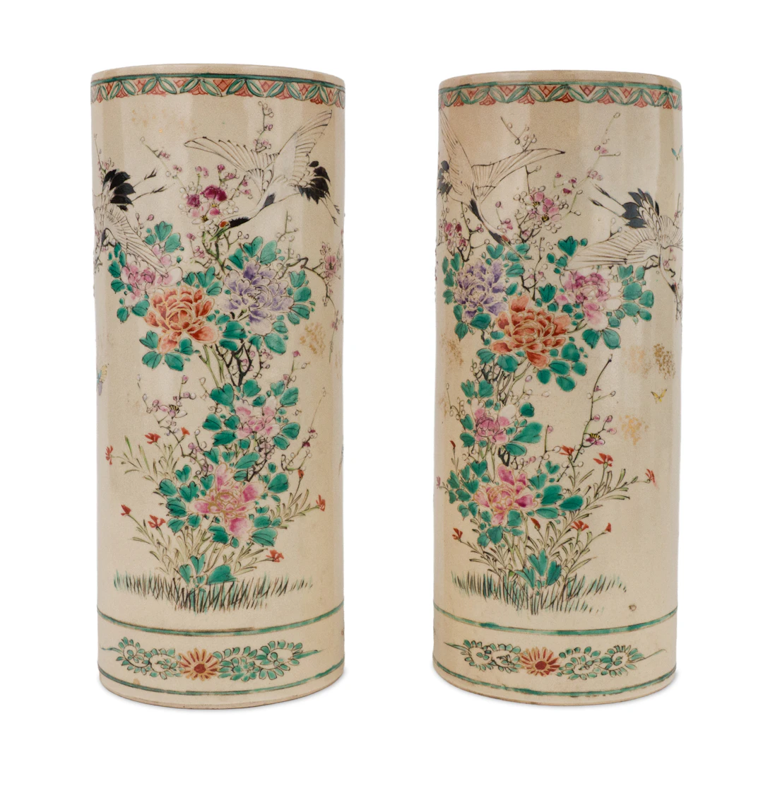 Pair of Japanese Taisho Kinkozan Satsuma Cylindrical Vases