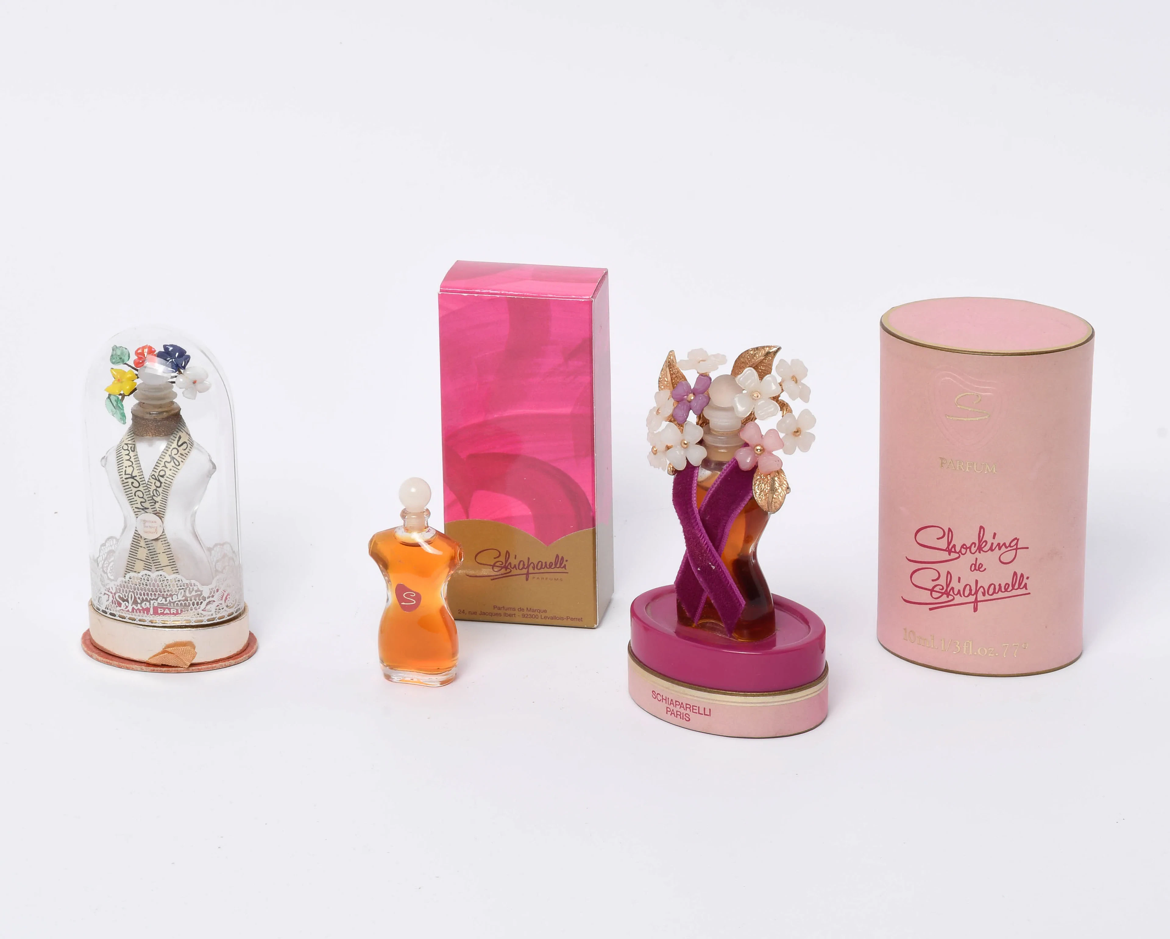Schiaparelli, 3 Parfumflakons "Shocking de Schiaparelli"
