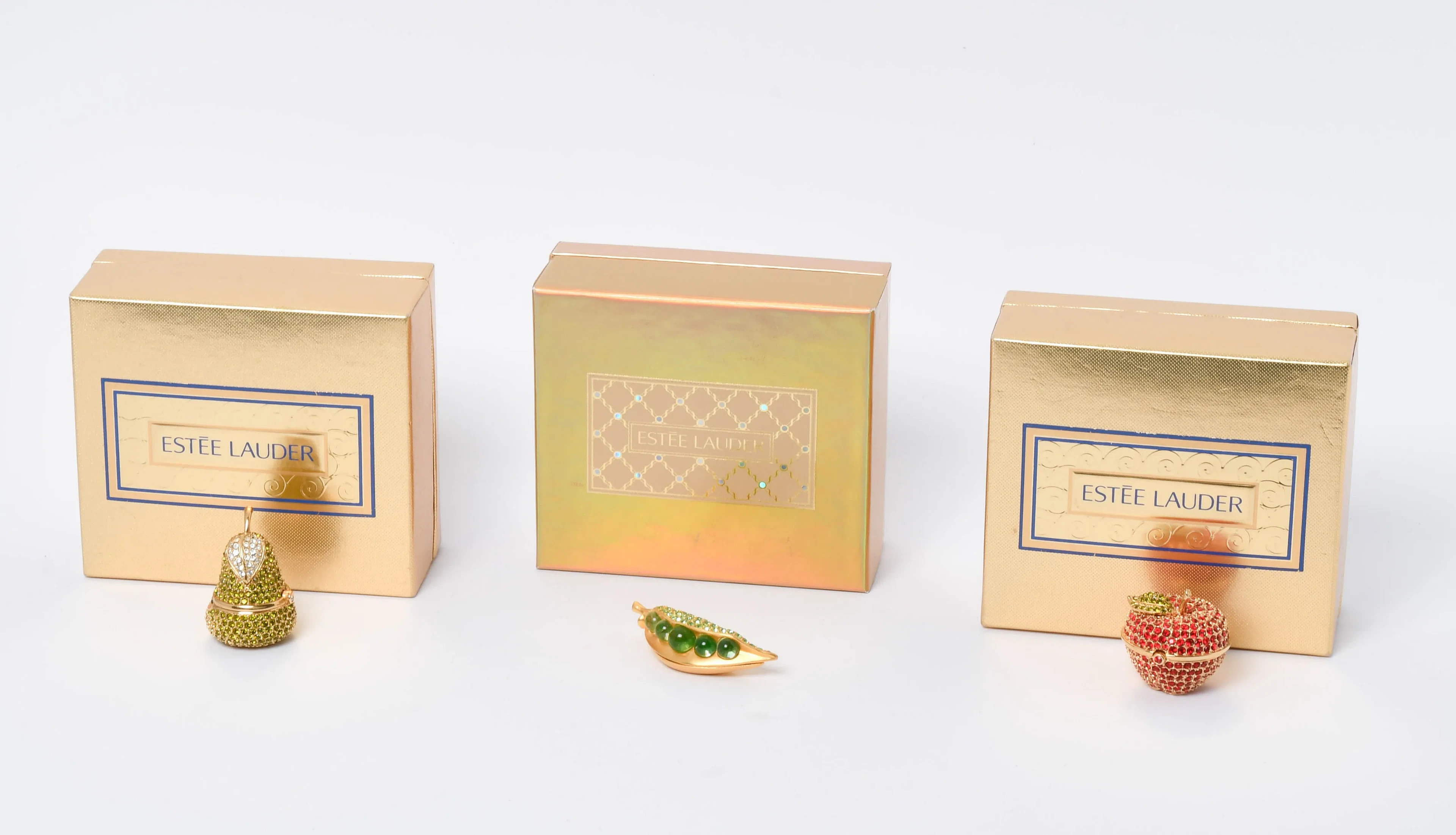 Estée Lauder, 3 Parfumflakons "Beautiful Pear", "White Linen Apple"