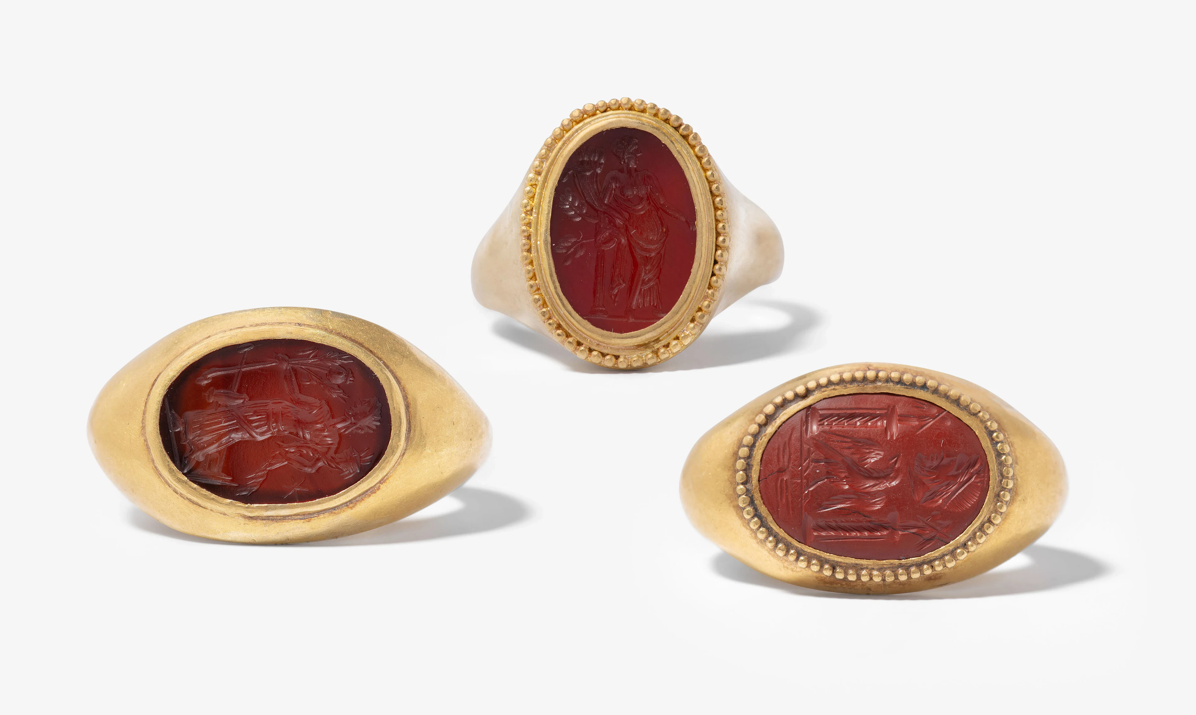 Lot: 3 Ringe mit Intaglios