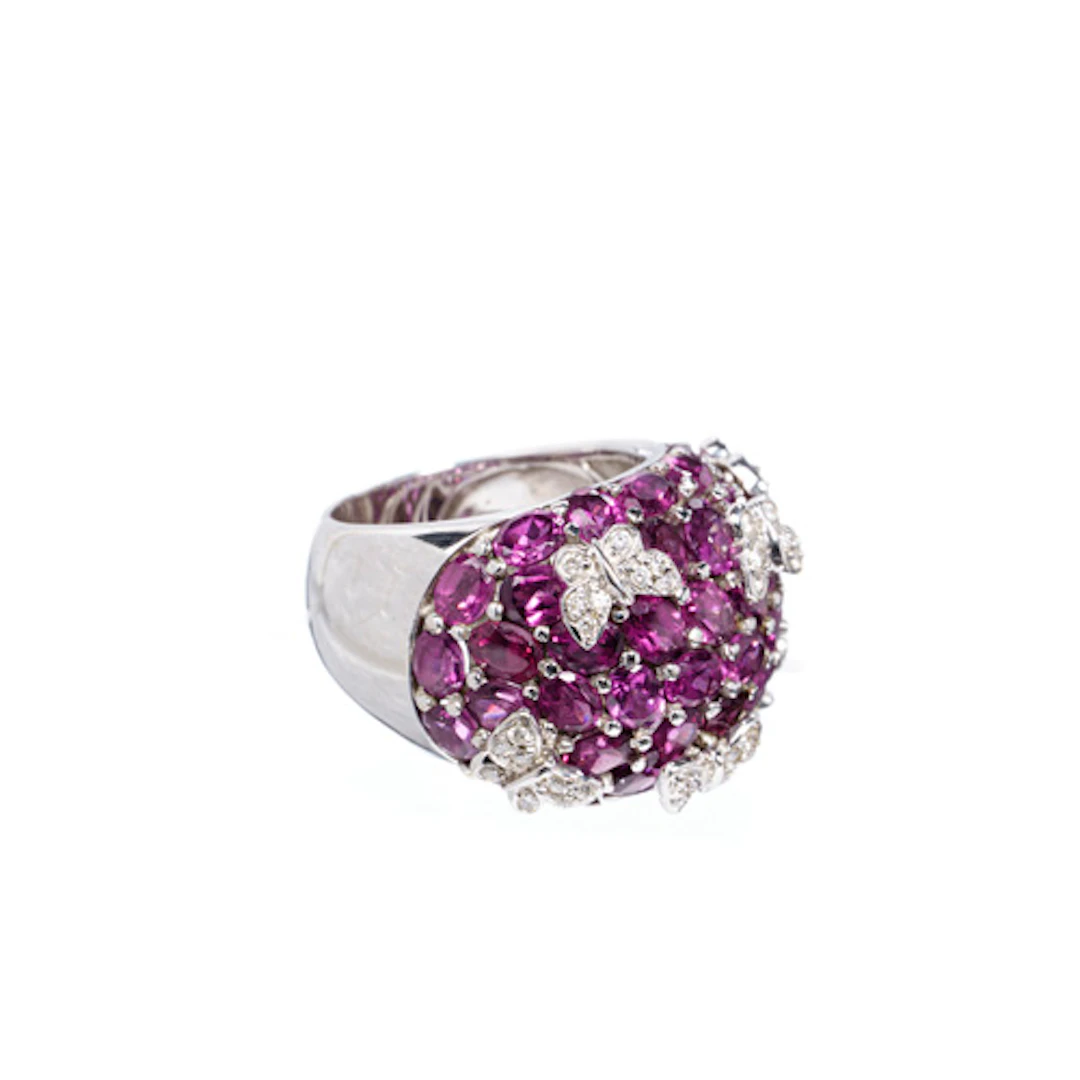 807 Auffälliger Weißgold-Ring mit breitem violettem Turmalinpavé und