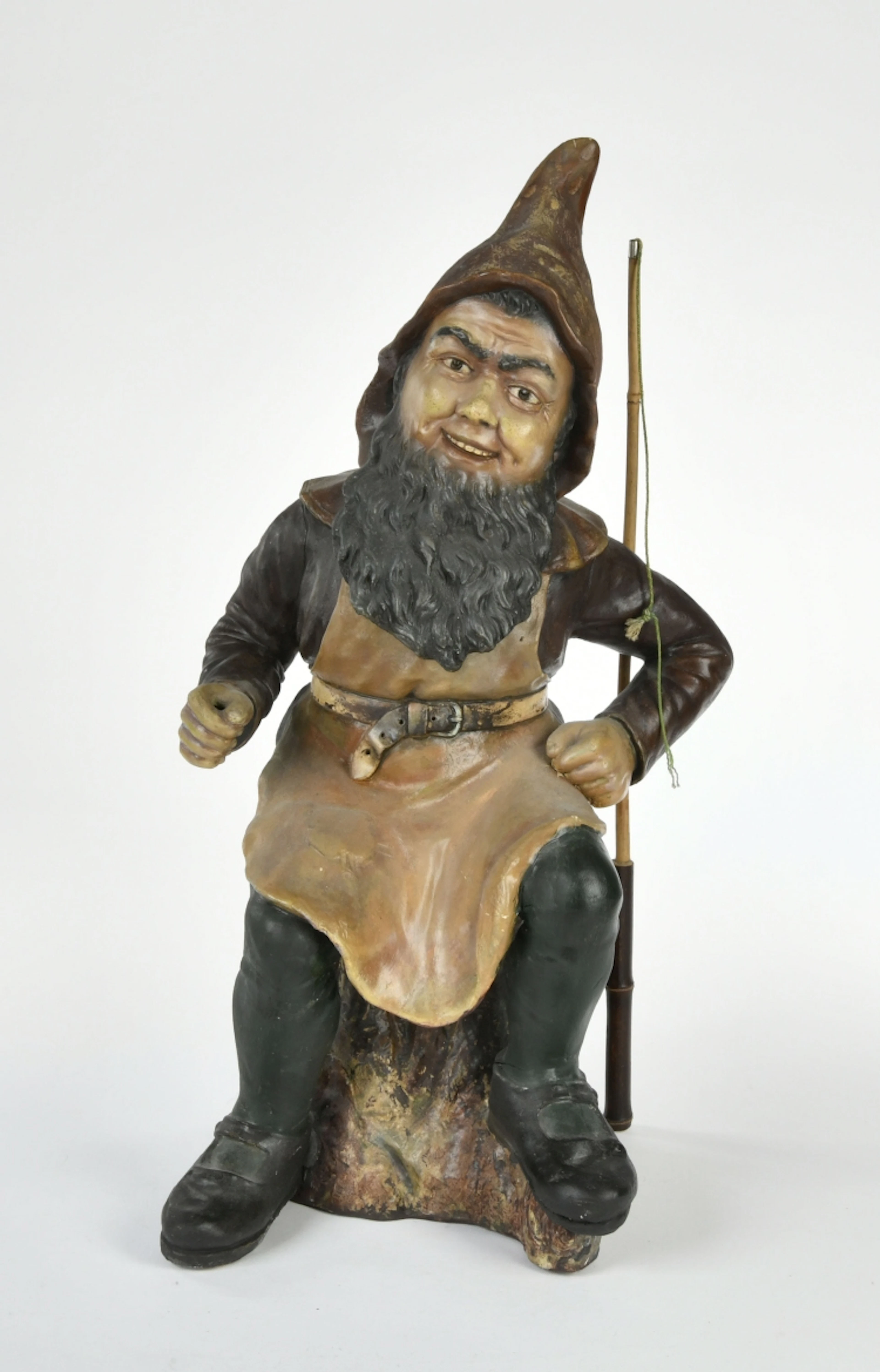 Zwerg beim Angeln